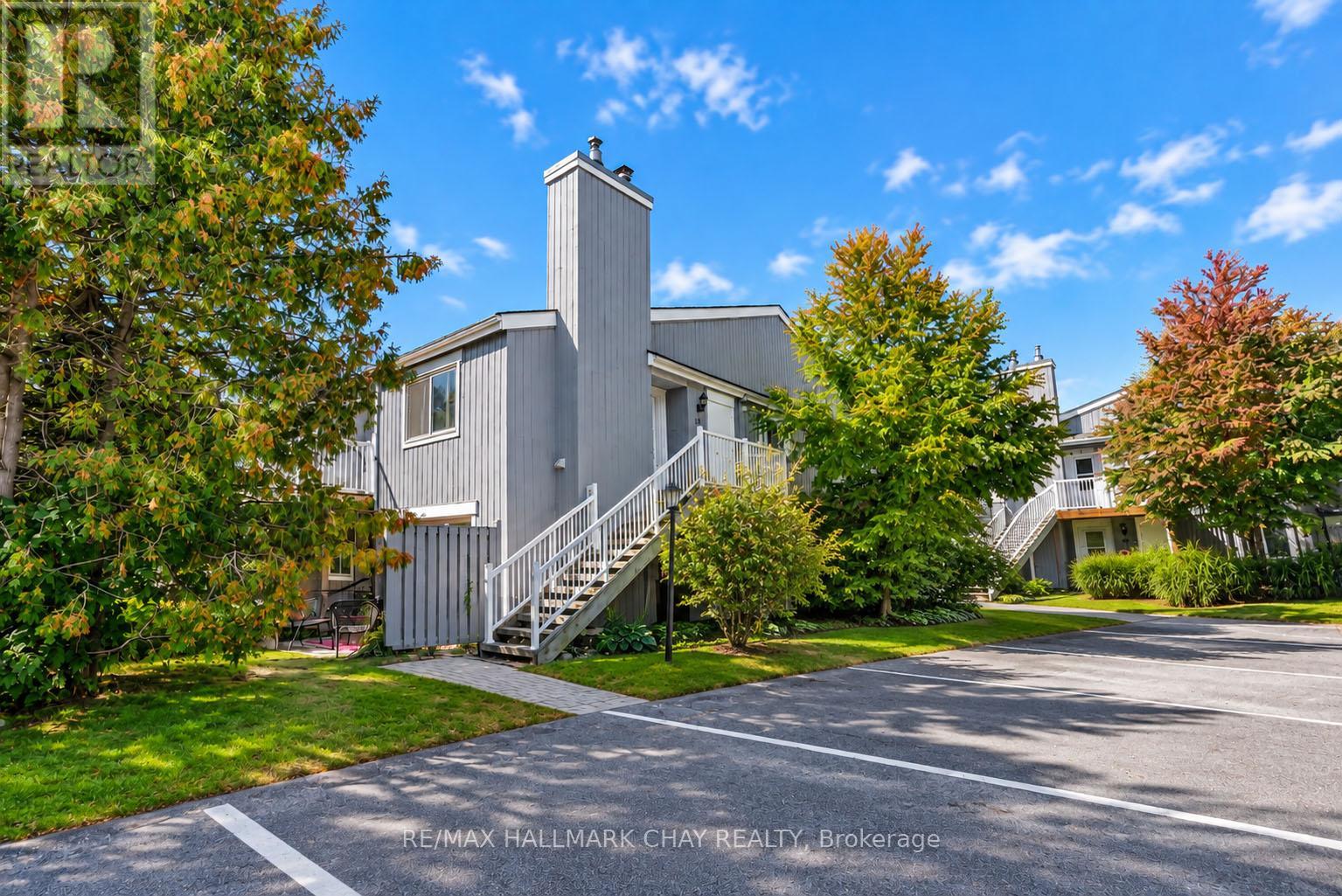 19 Dawson Unit 53