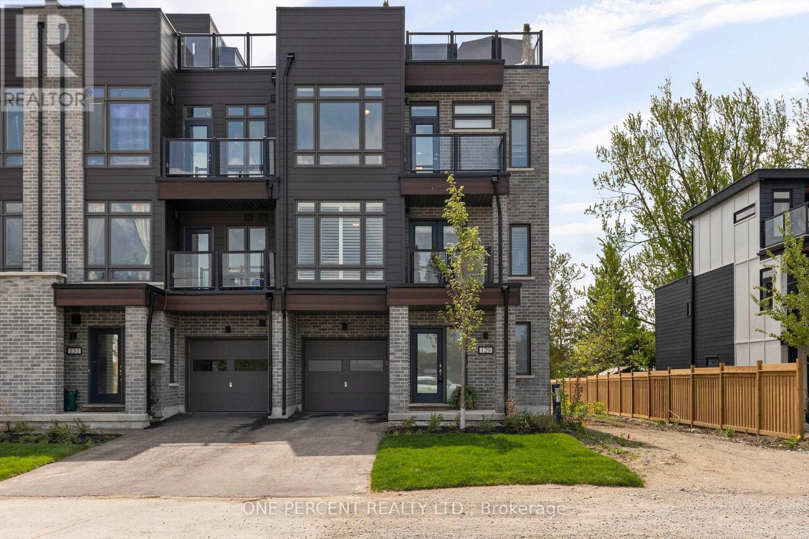 129 Colborne