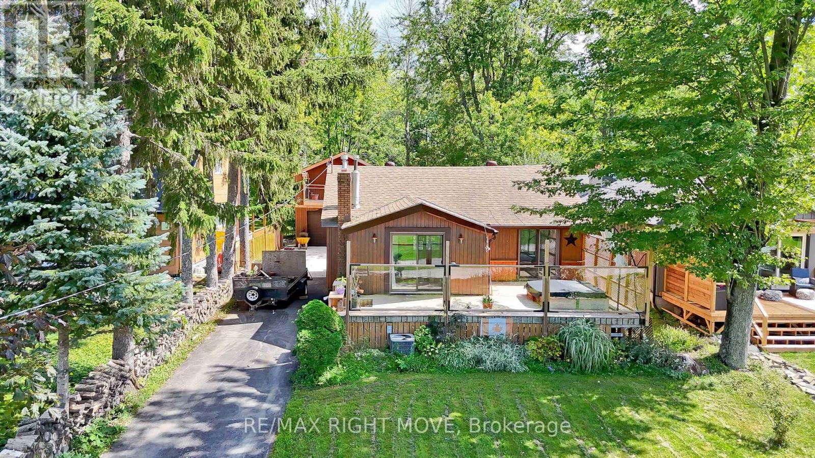 4304 Hopkins Bay