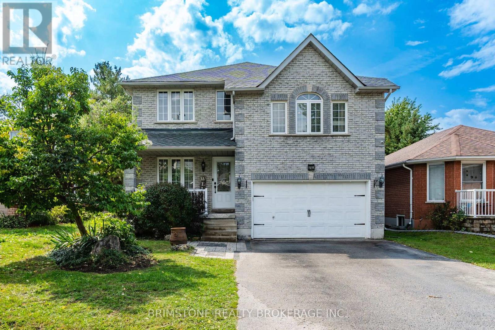 24 Stoneybrook