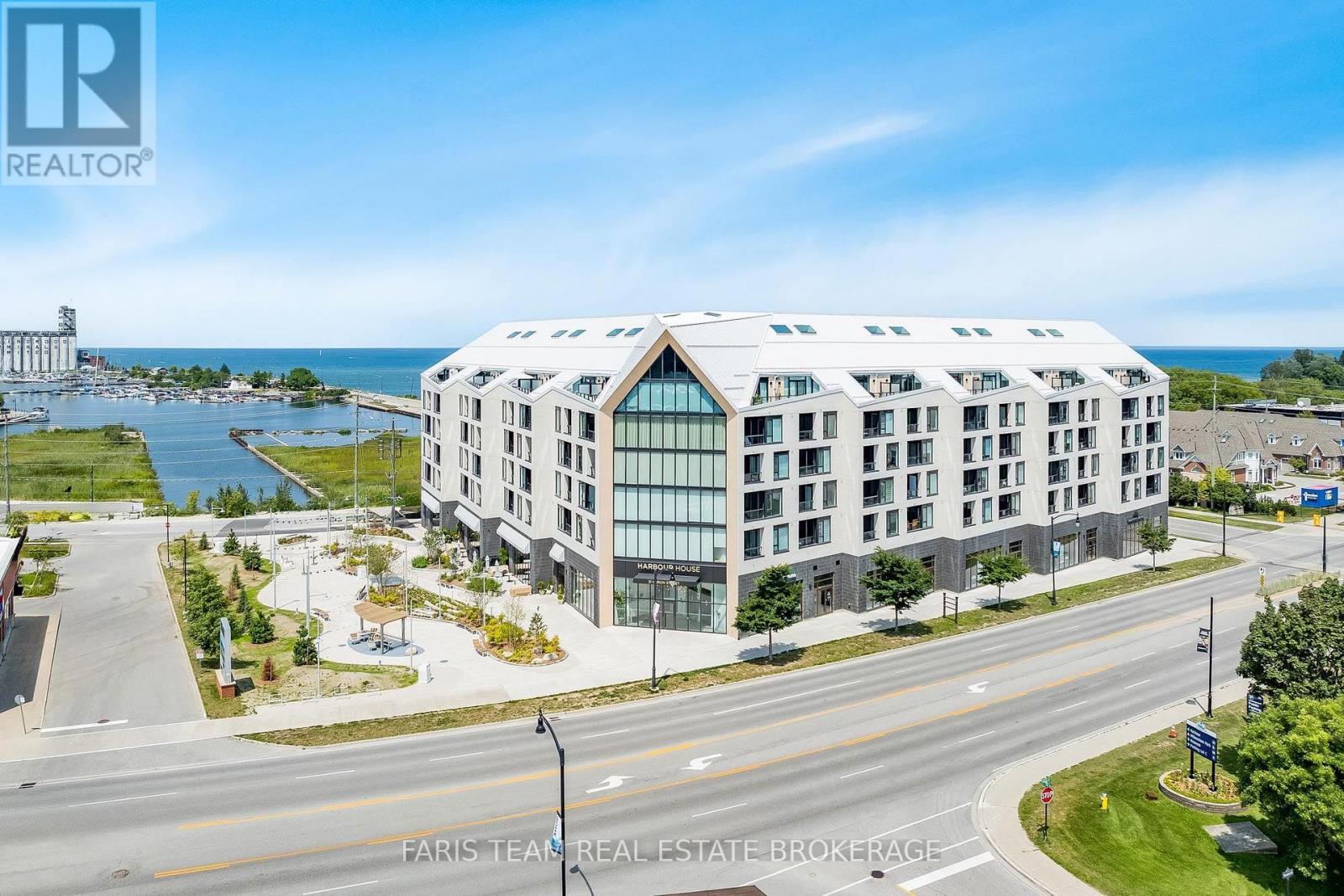 31 Huron Unit 209