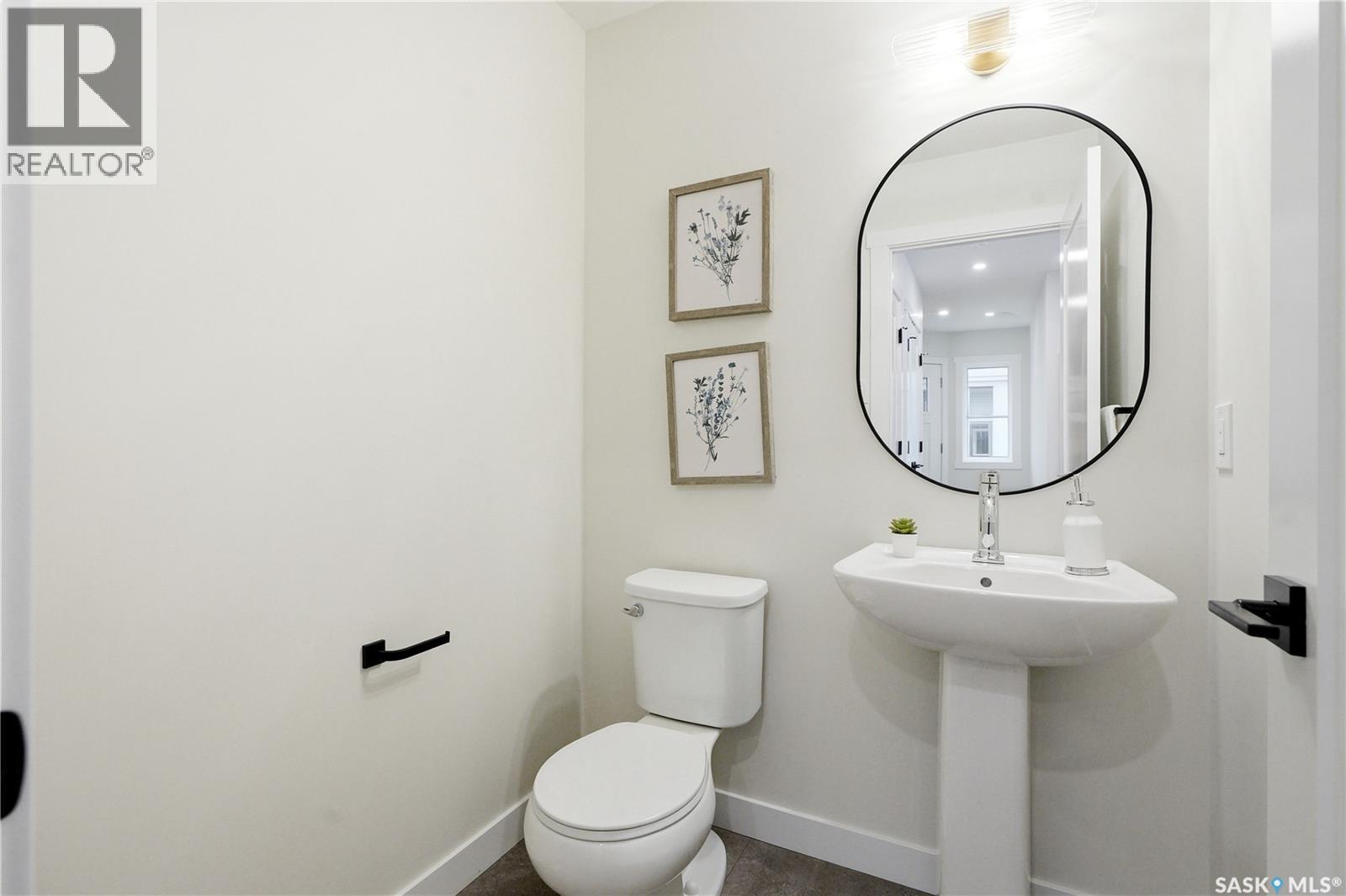 138 155 McFaull WAY photo 4