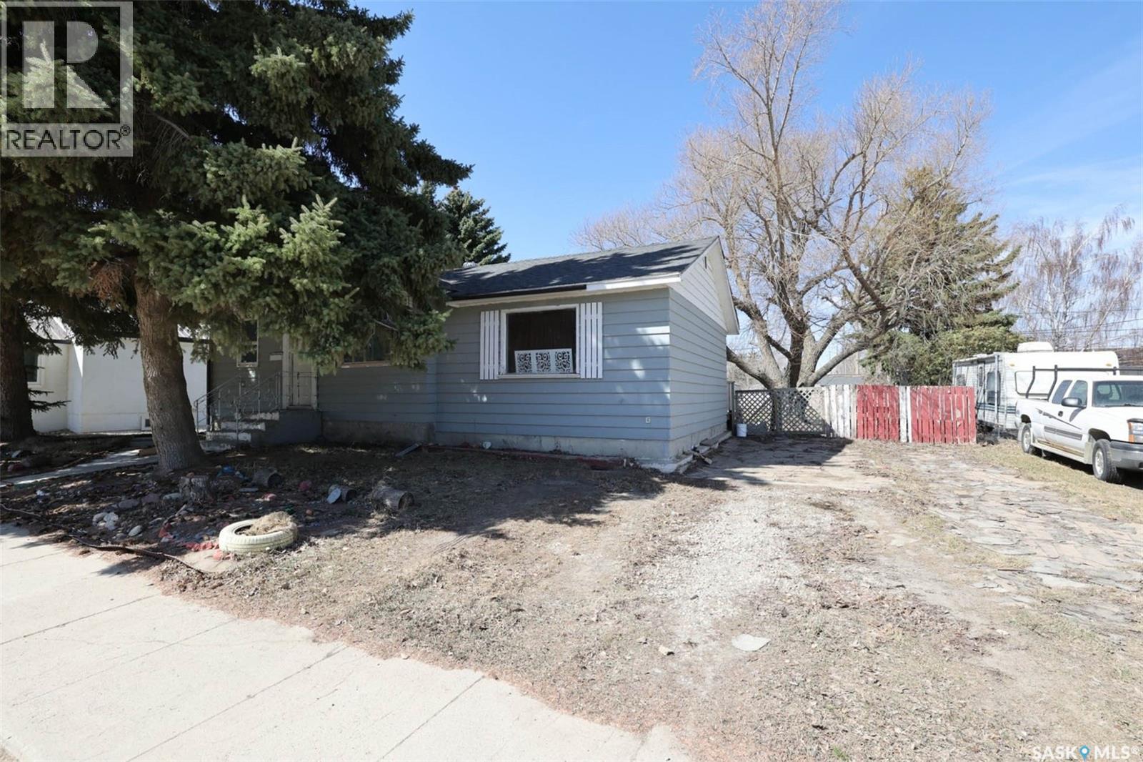 211 Main STREET