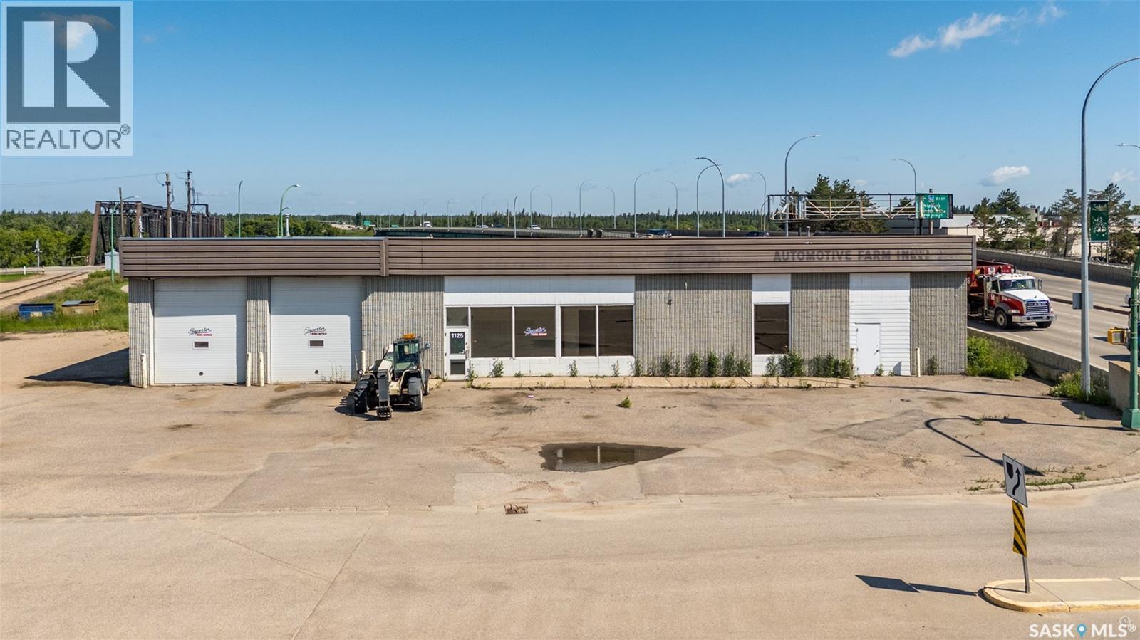 1125 2nd AVENUE W