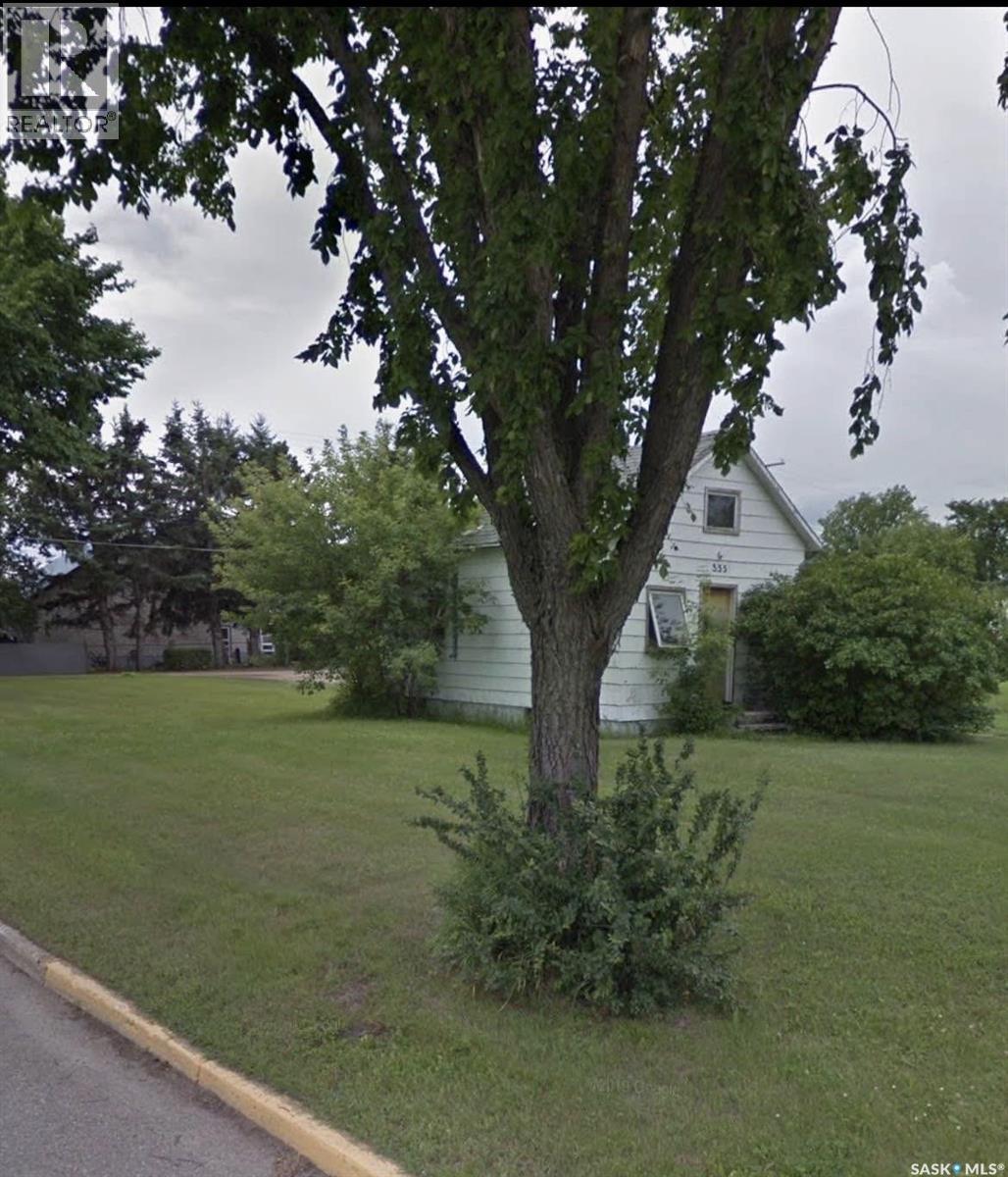 335 Highway AVENUE E
