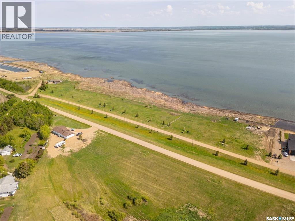 800 Lakeshore DRIVE