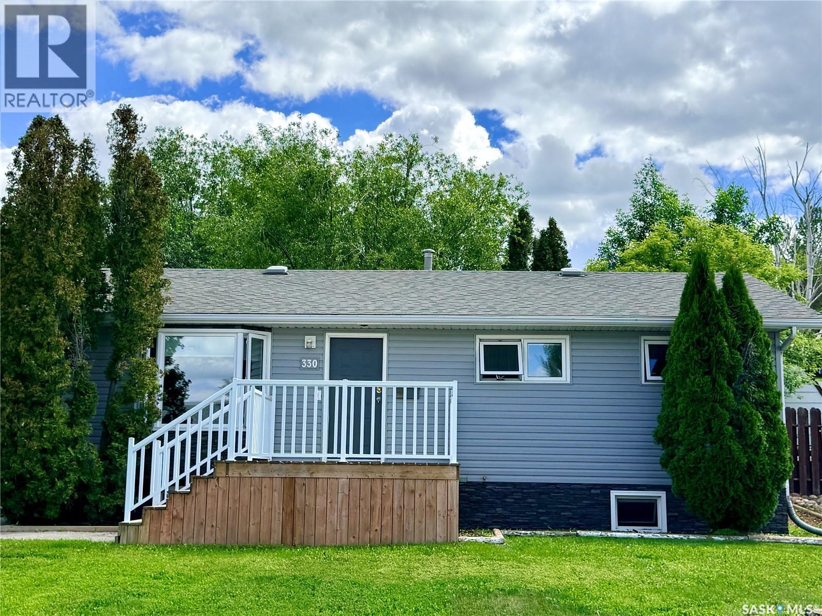 330 Aspen DRIVE
