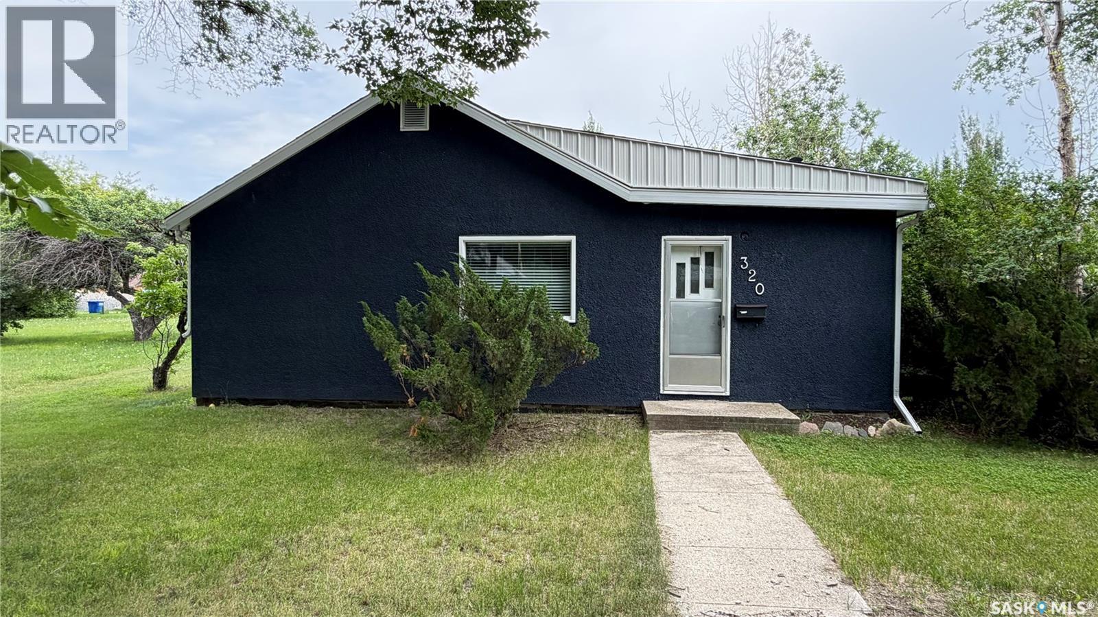 320 Aspen STREET