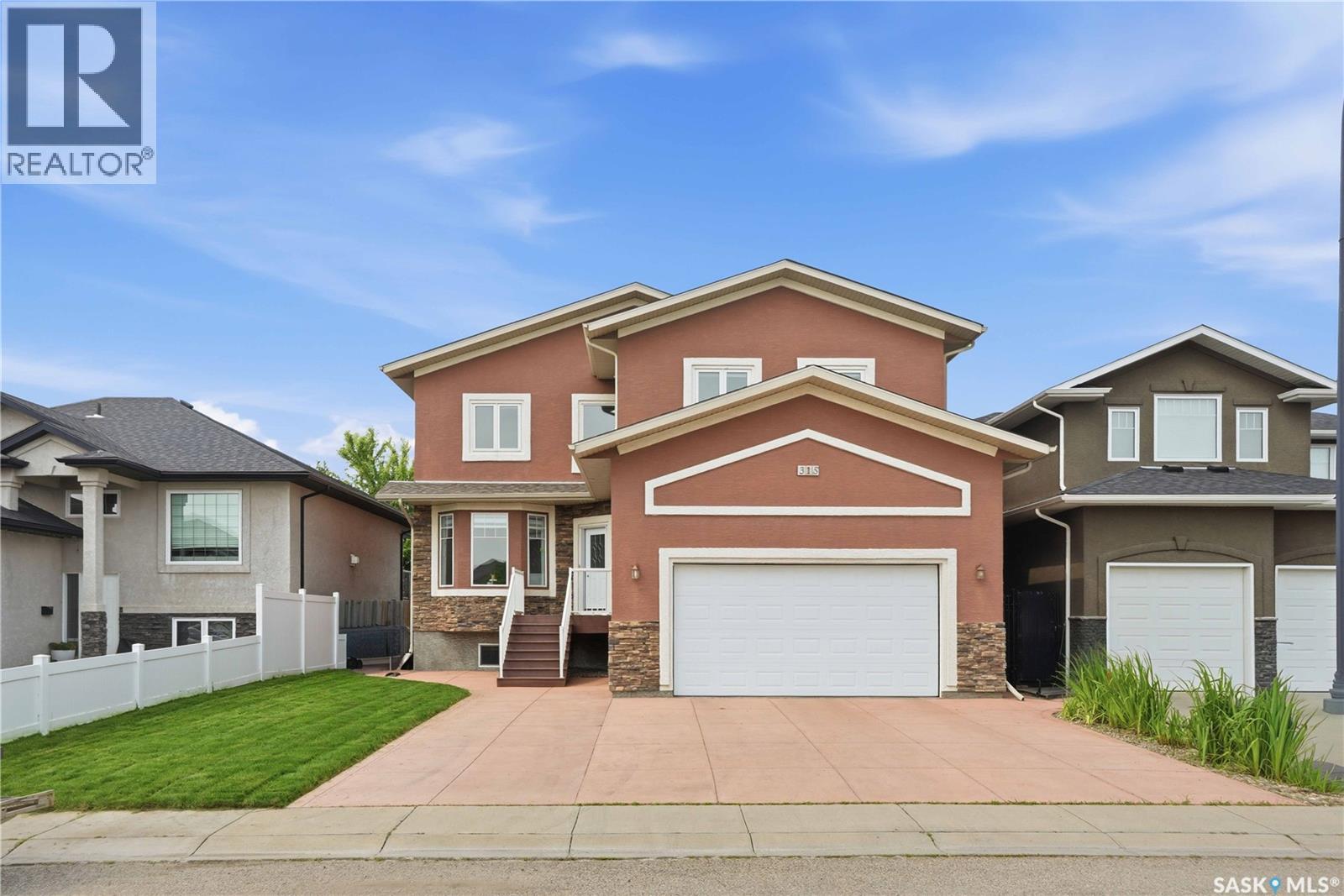 315 Waters CRESCENT
