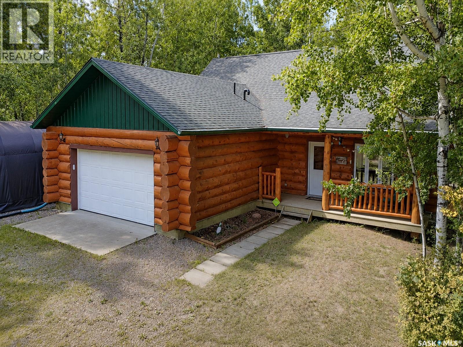 231 Whitefish CRESCENT