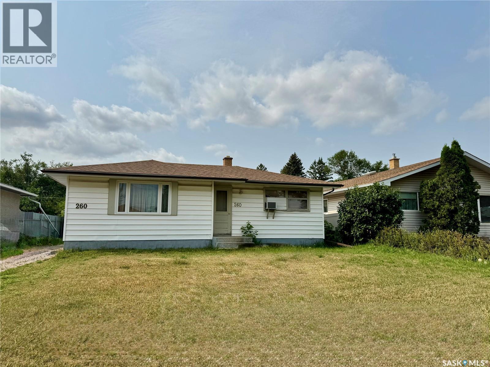 260 Angus STREET