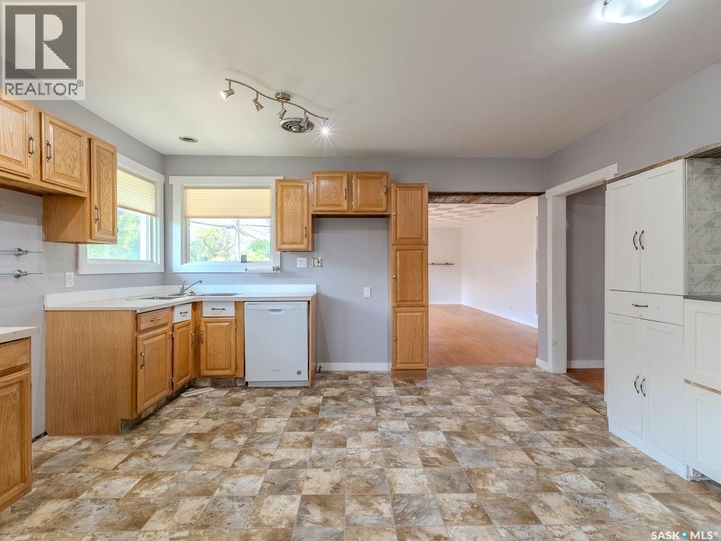 120 1st STREET N photo 5