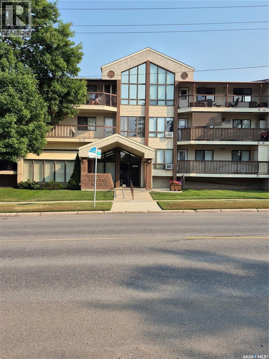 102 3220 33rd STREET W