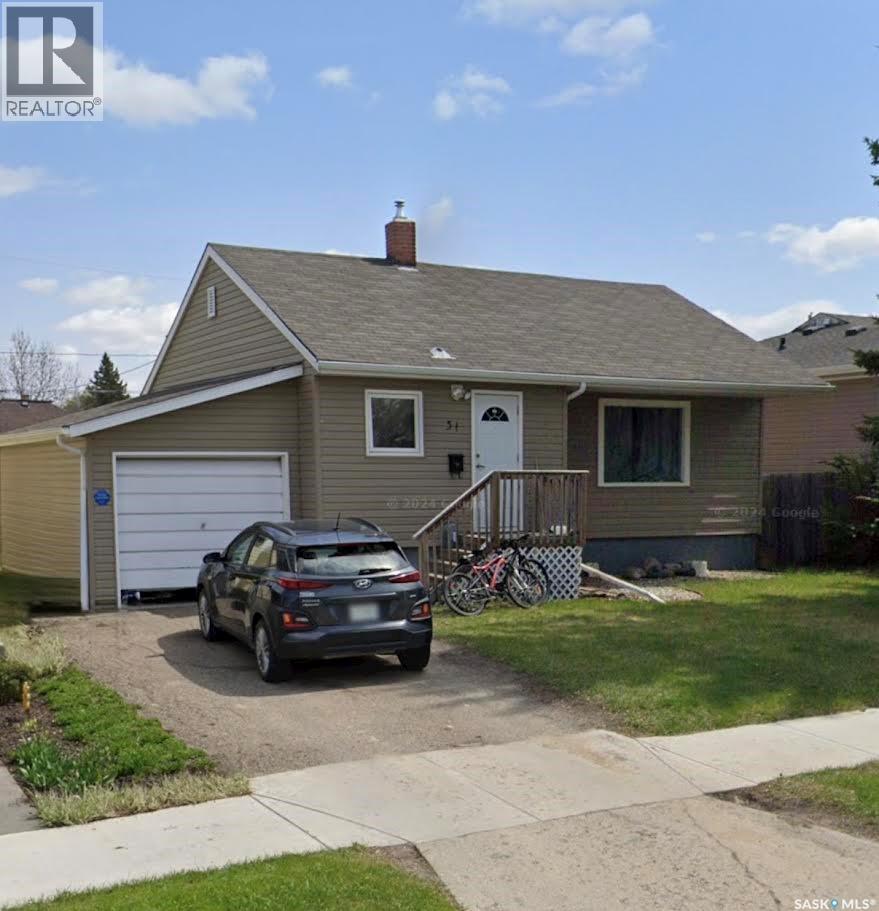 31 Irwin AVENUE
