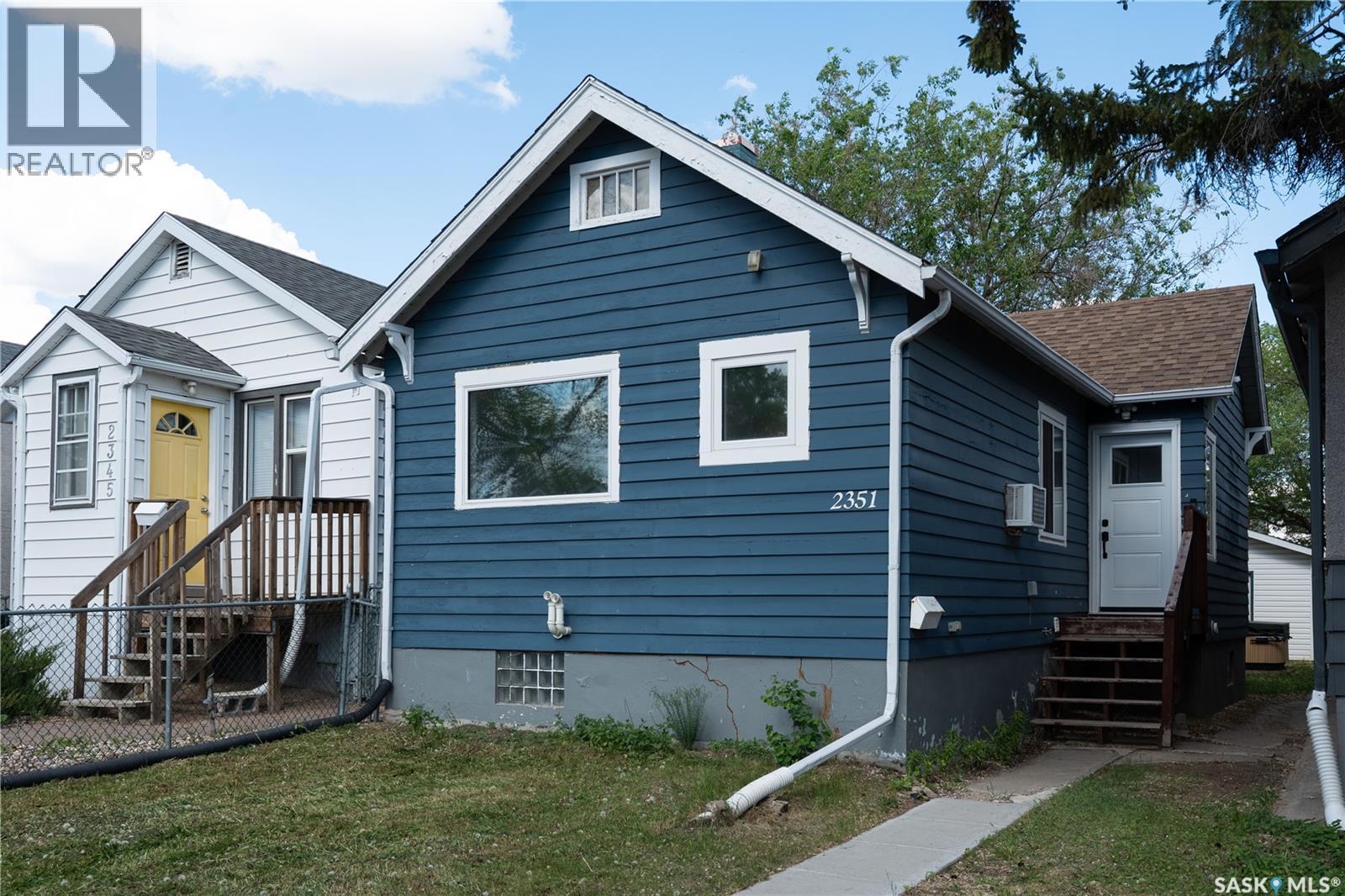 2351 Reynolds STREET photo 2