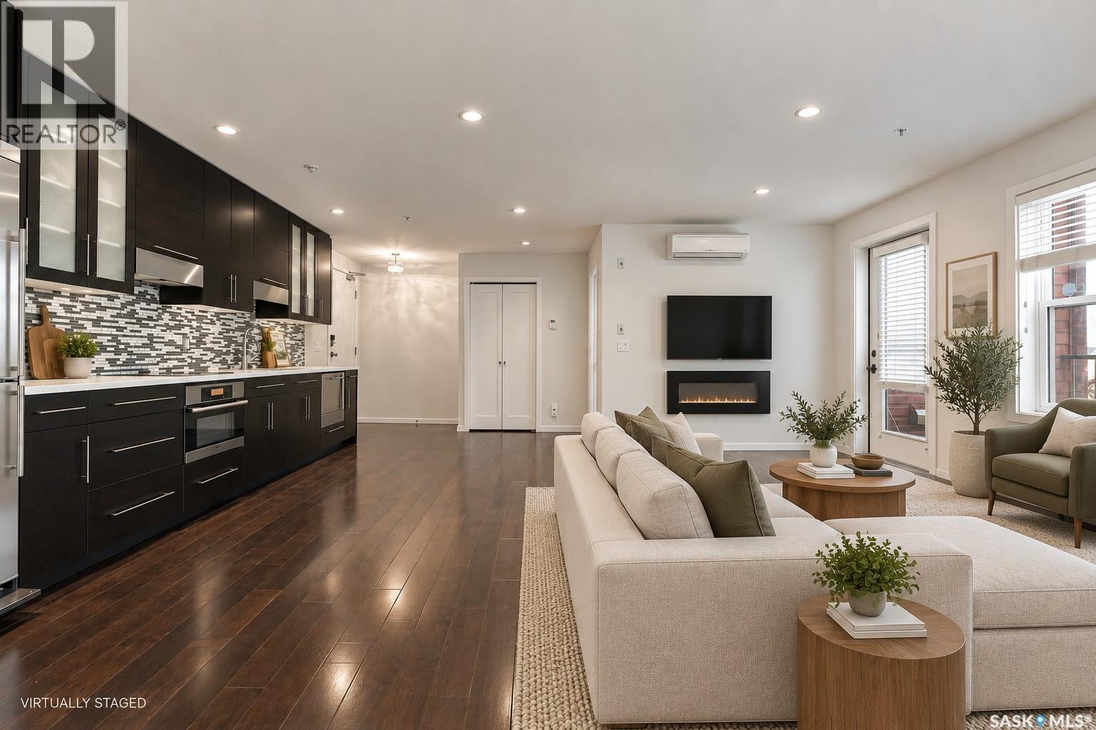 106 230 Slimmon ROAD
