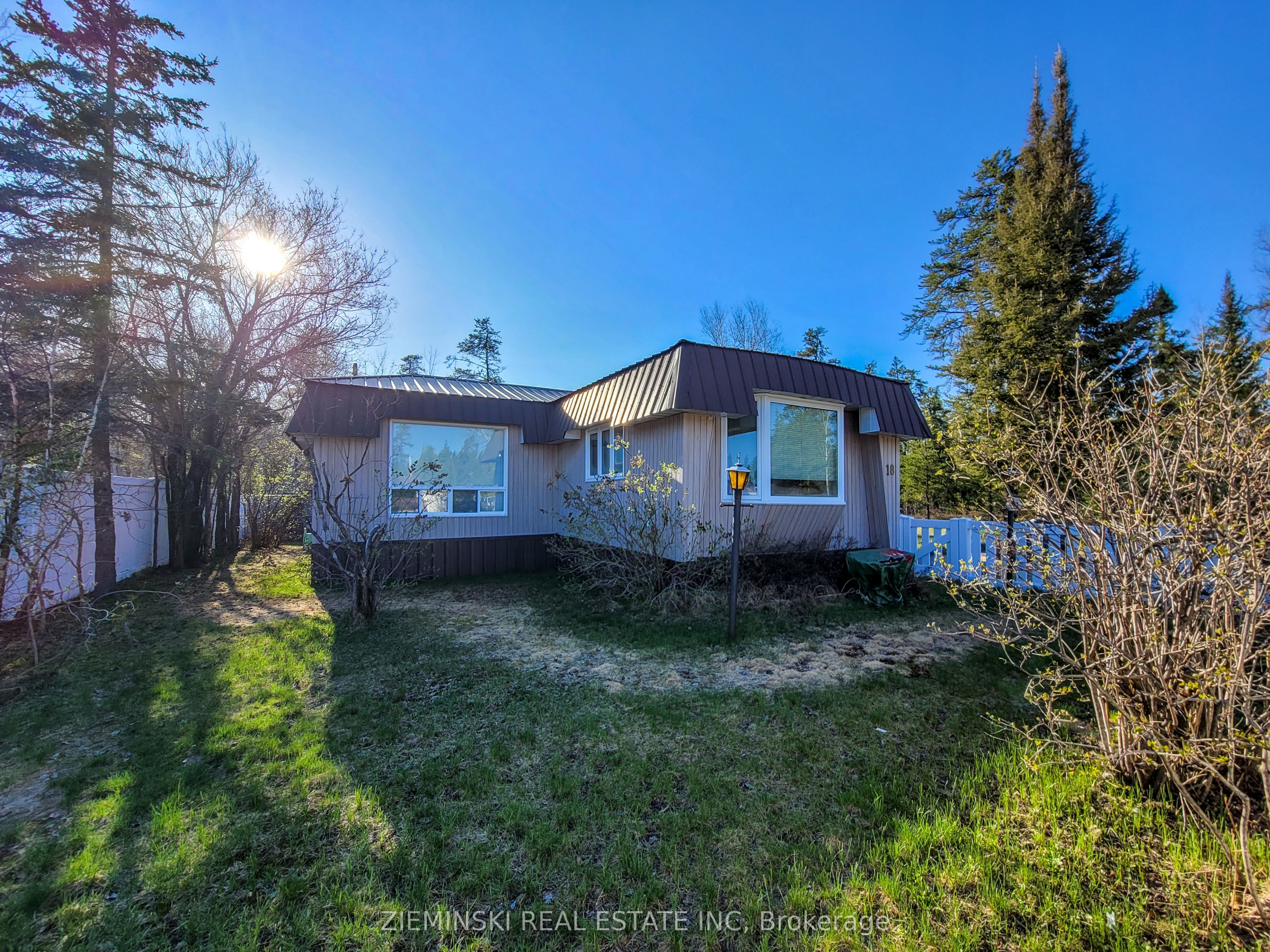 18-8885 Hwy 11