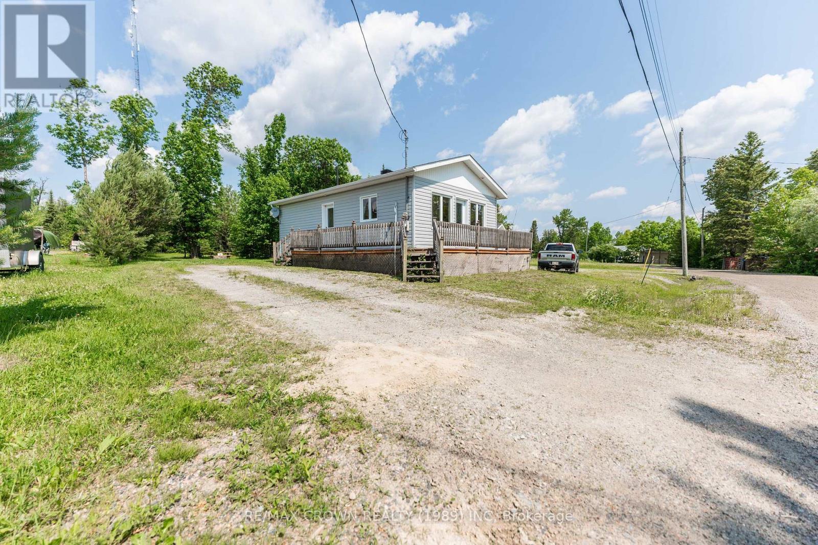 200 Lefebvre Peninsula Unit Moonbeam