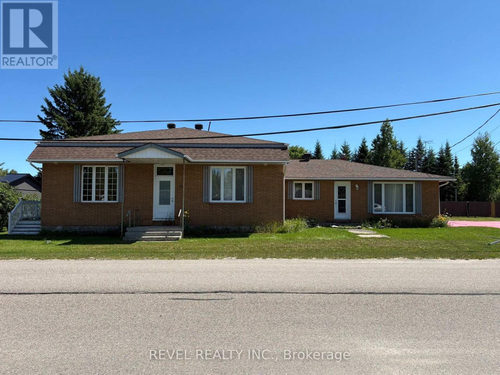 21 Jacques Unit Fauquier