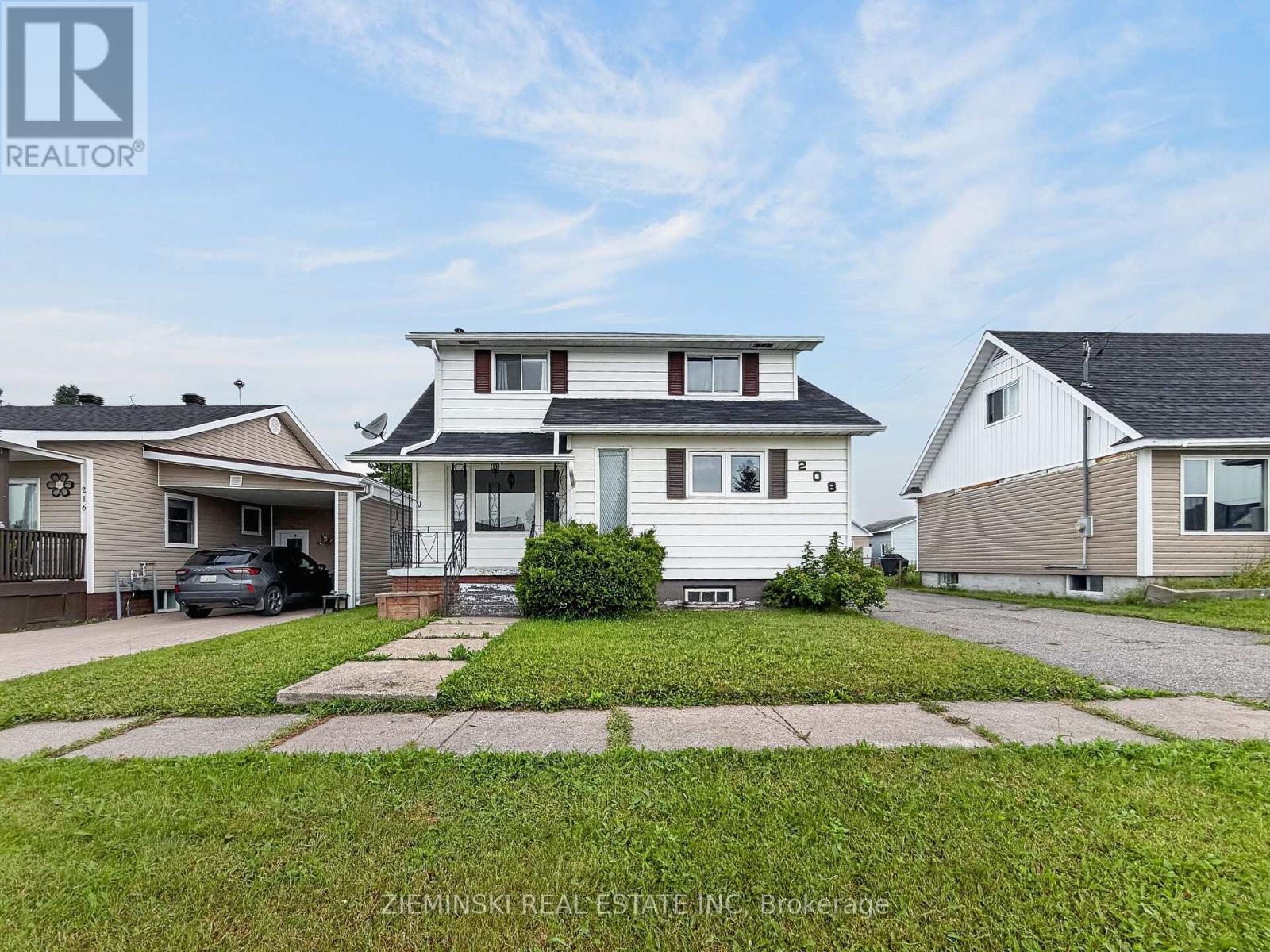 208 Marion