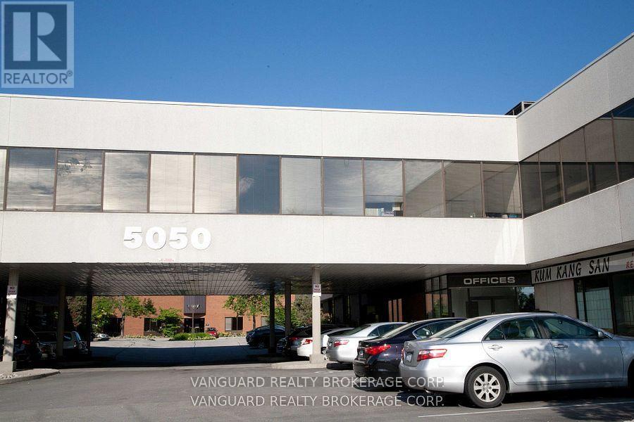 5050 Dufferin Unit 206