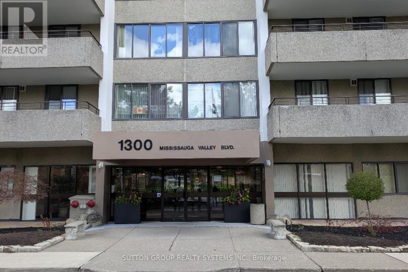 1300 Mississauga Valley Unit 504
