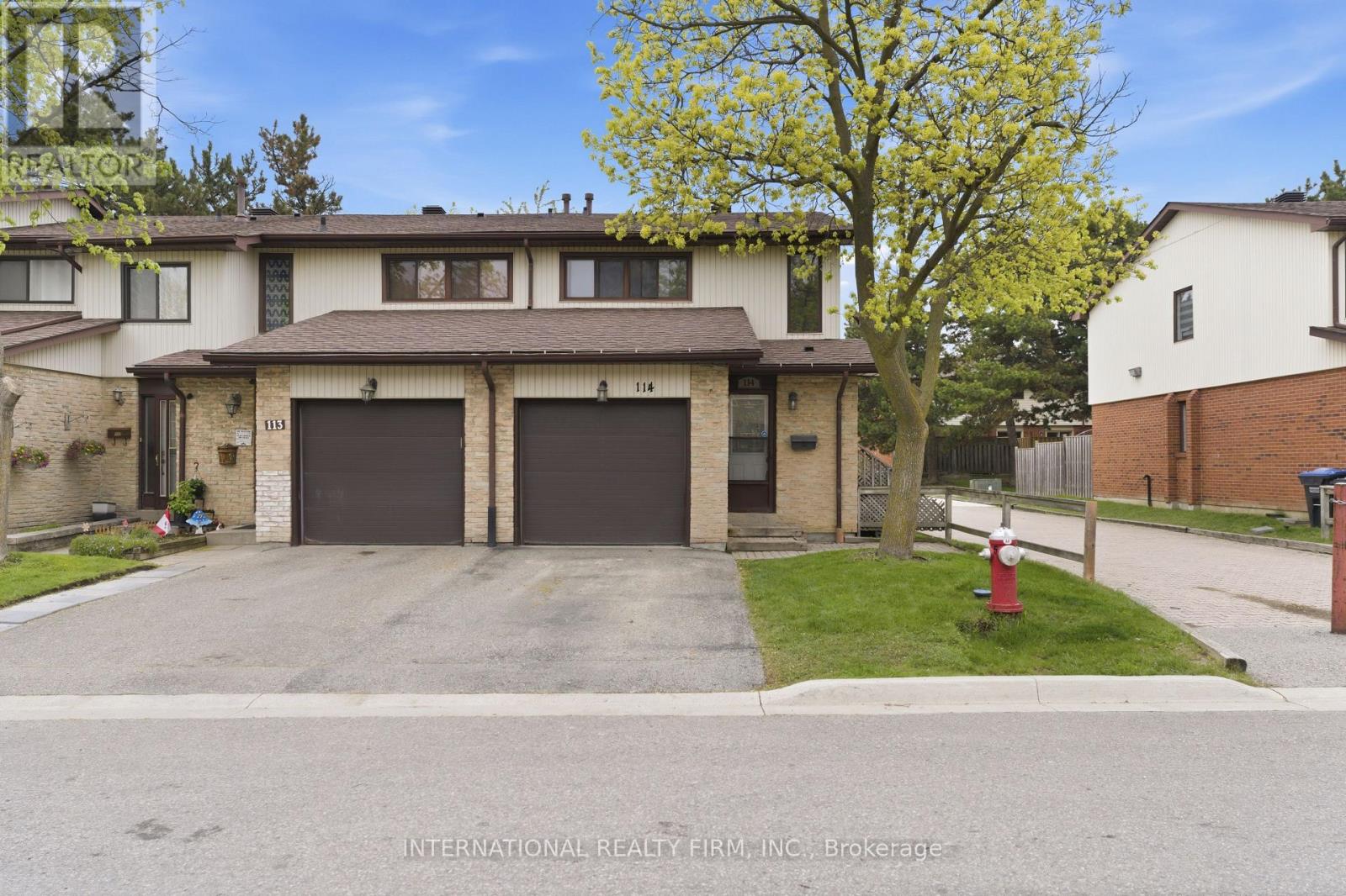 114 Foster