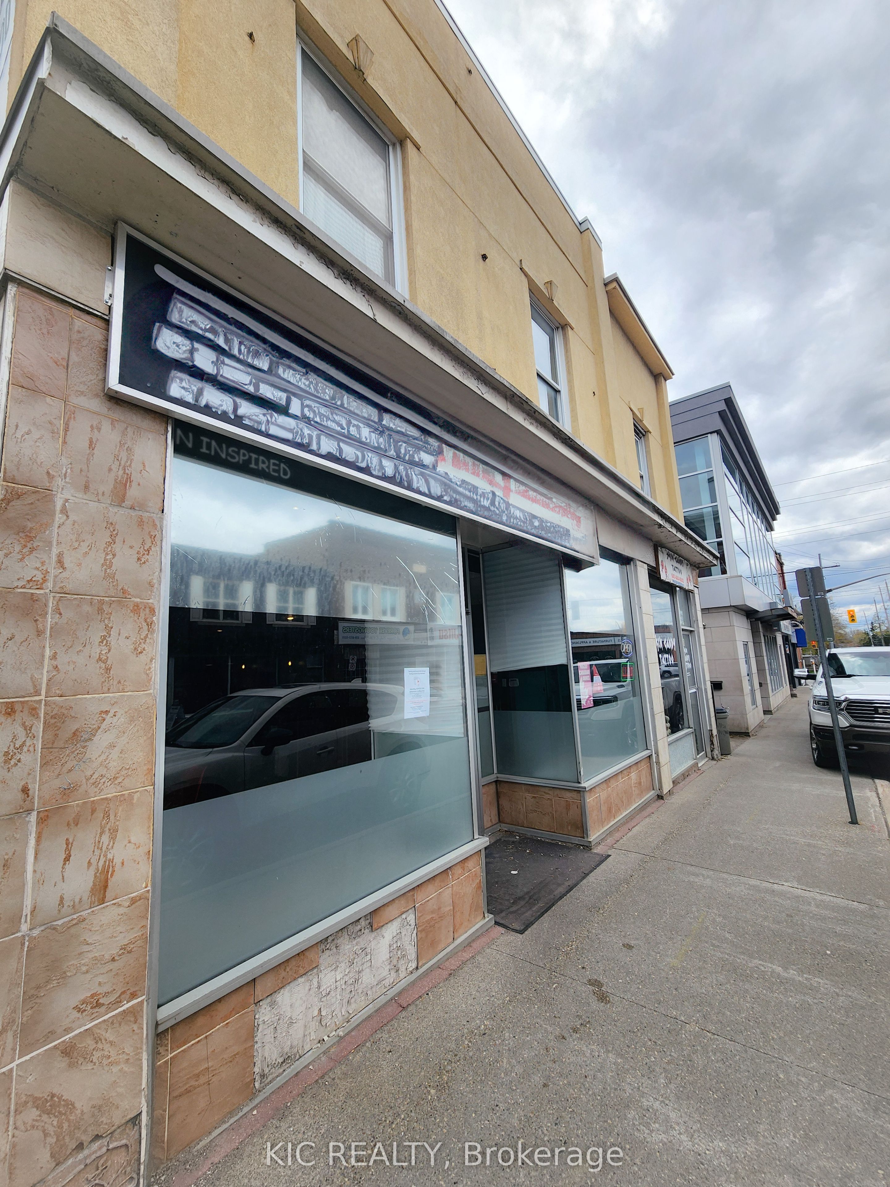 C - 10 MILL STREET E, Halton Hills