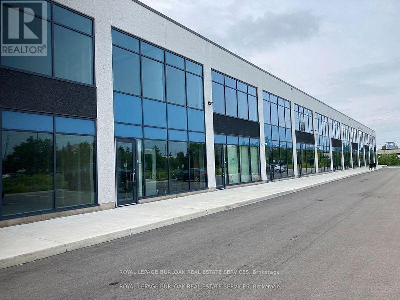 760 Laurentian Unit 26