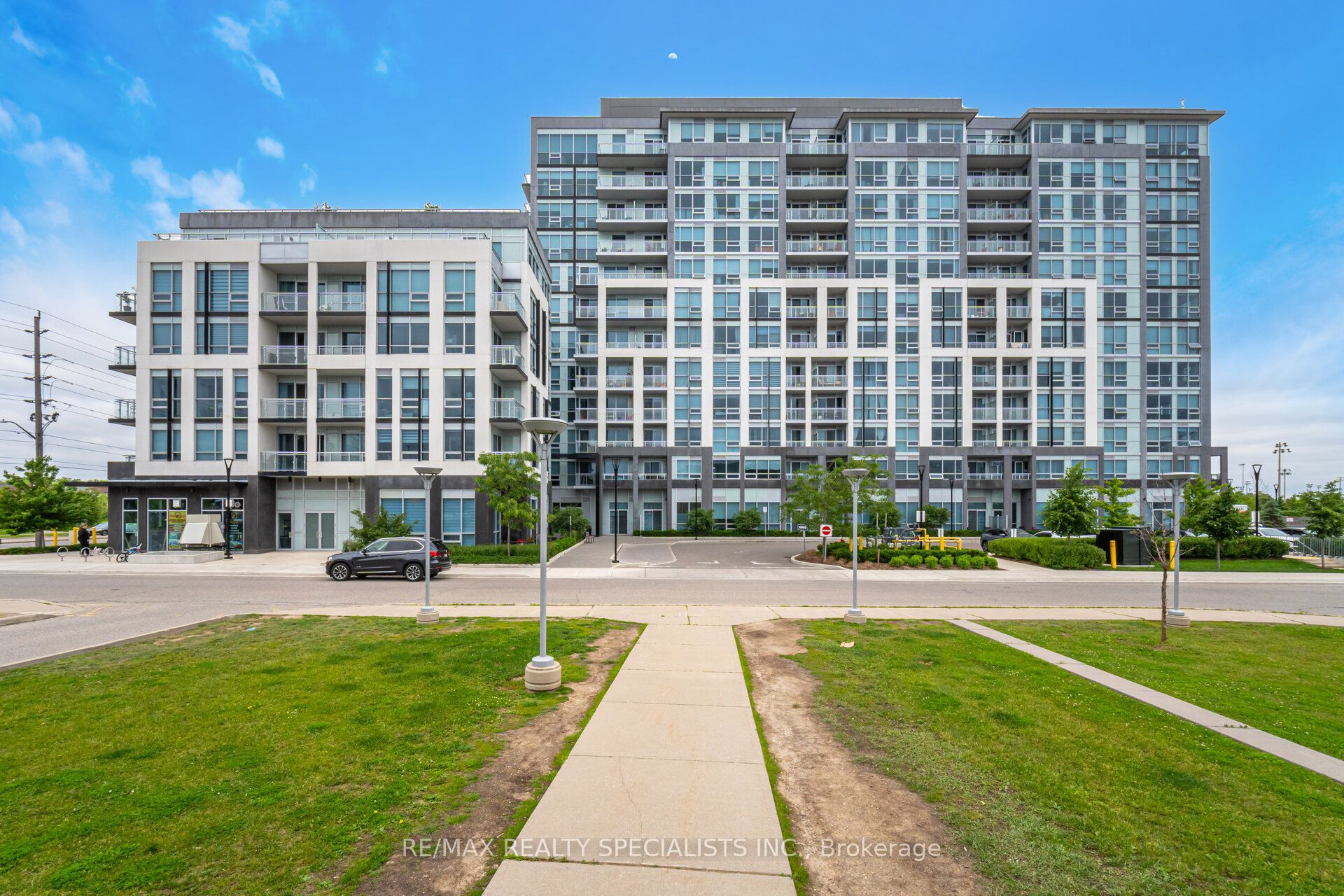 1050 Main Unit 405