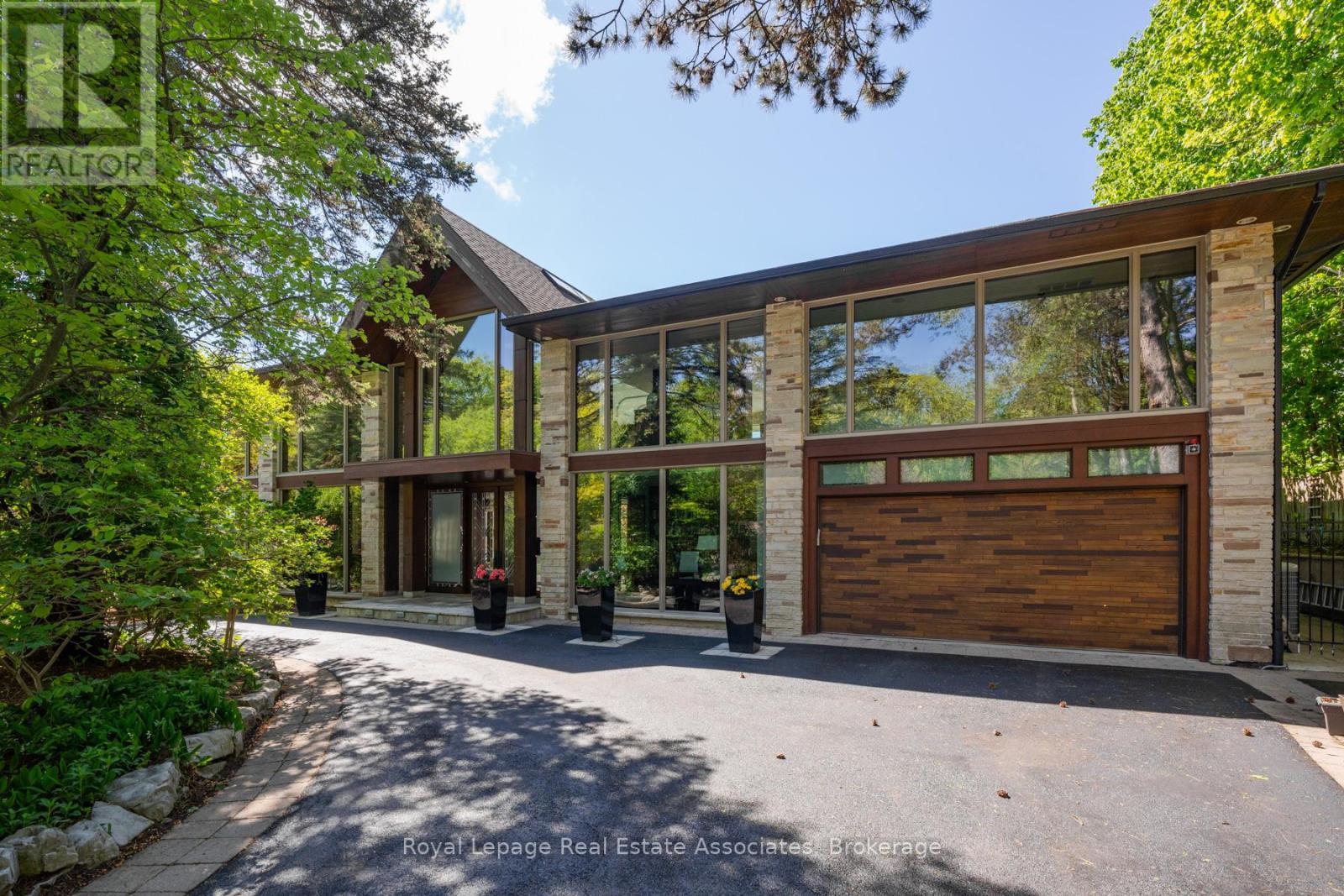 1510 Pinetree