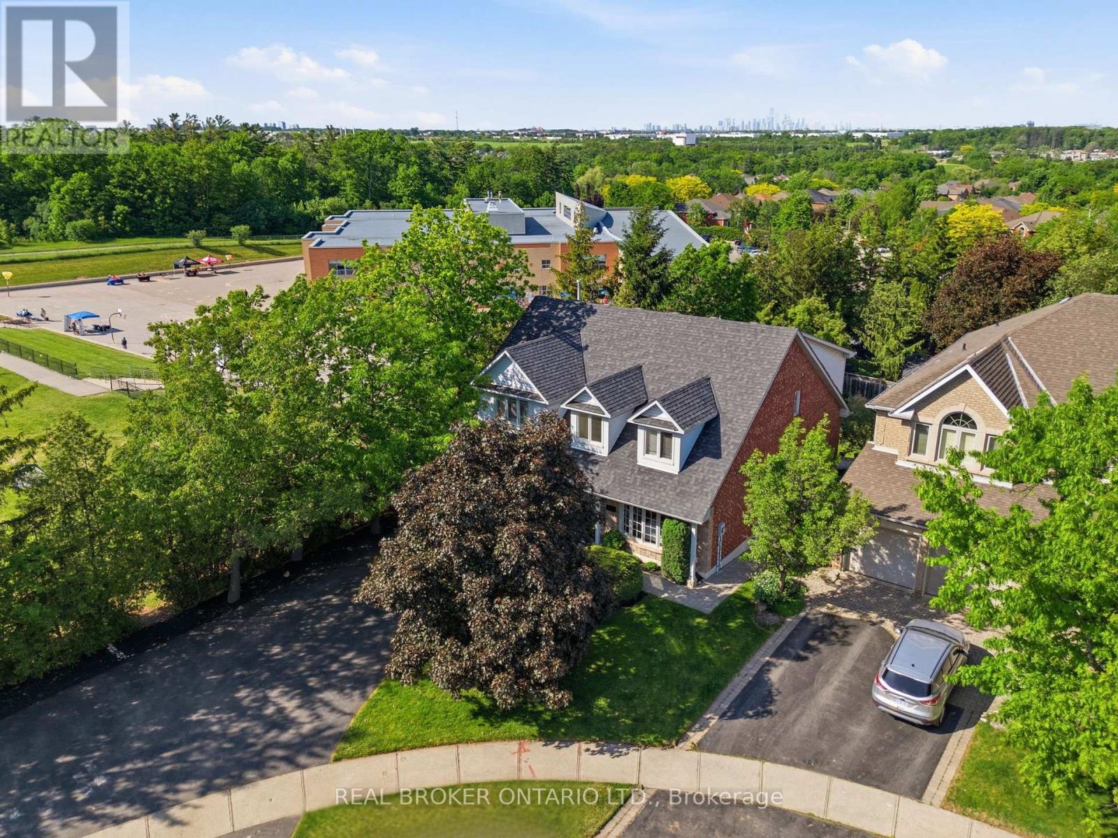 2205 Shaftesbury