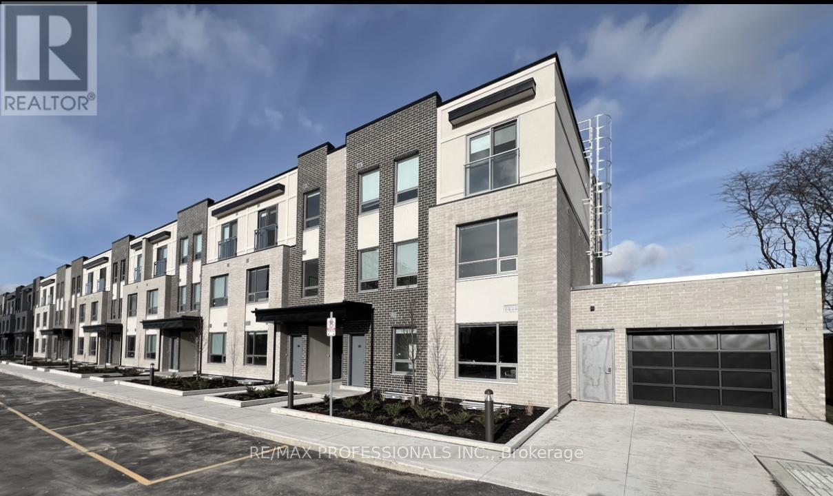 62 Dixfield Unit 102