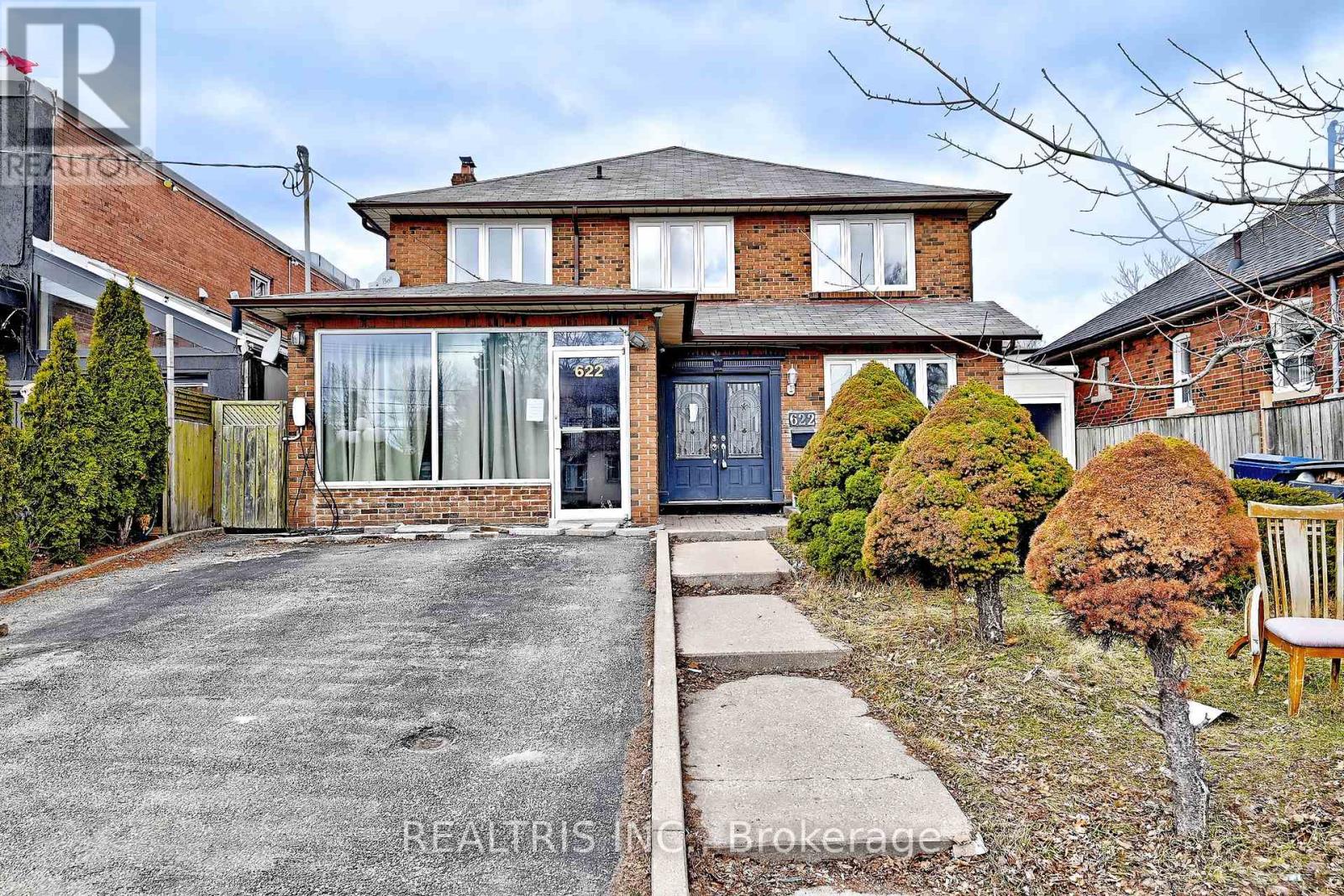 622 The Queensway