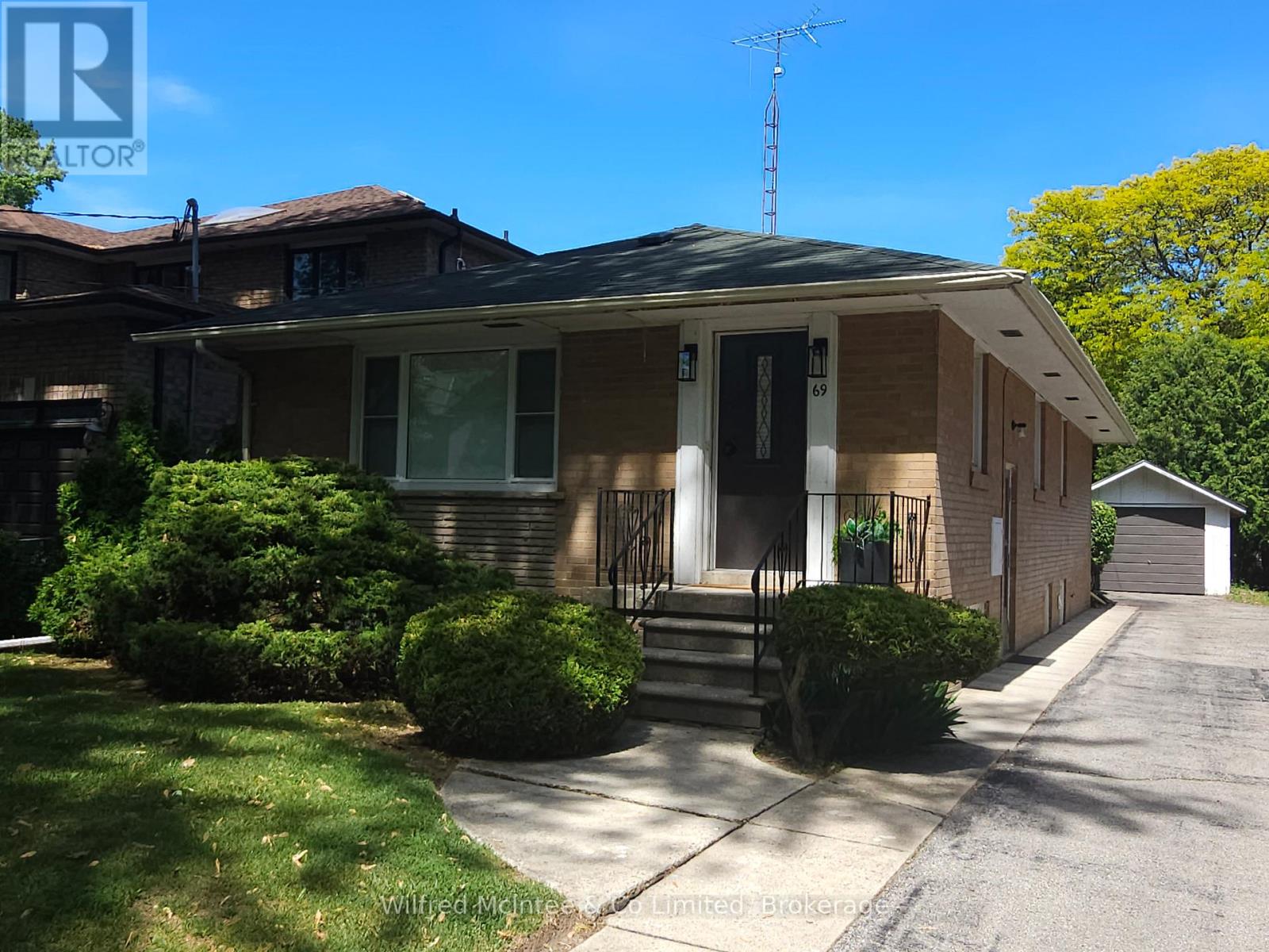 69 Haliburton