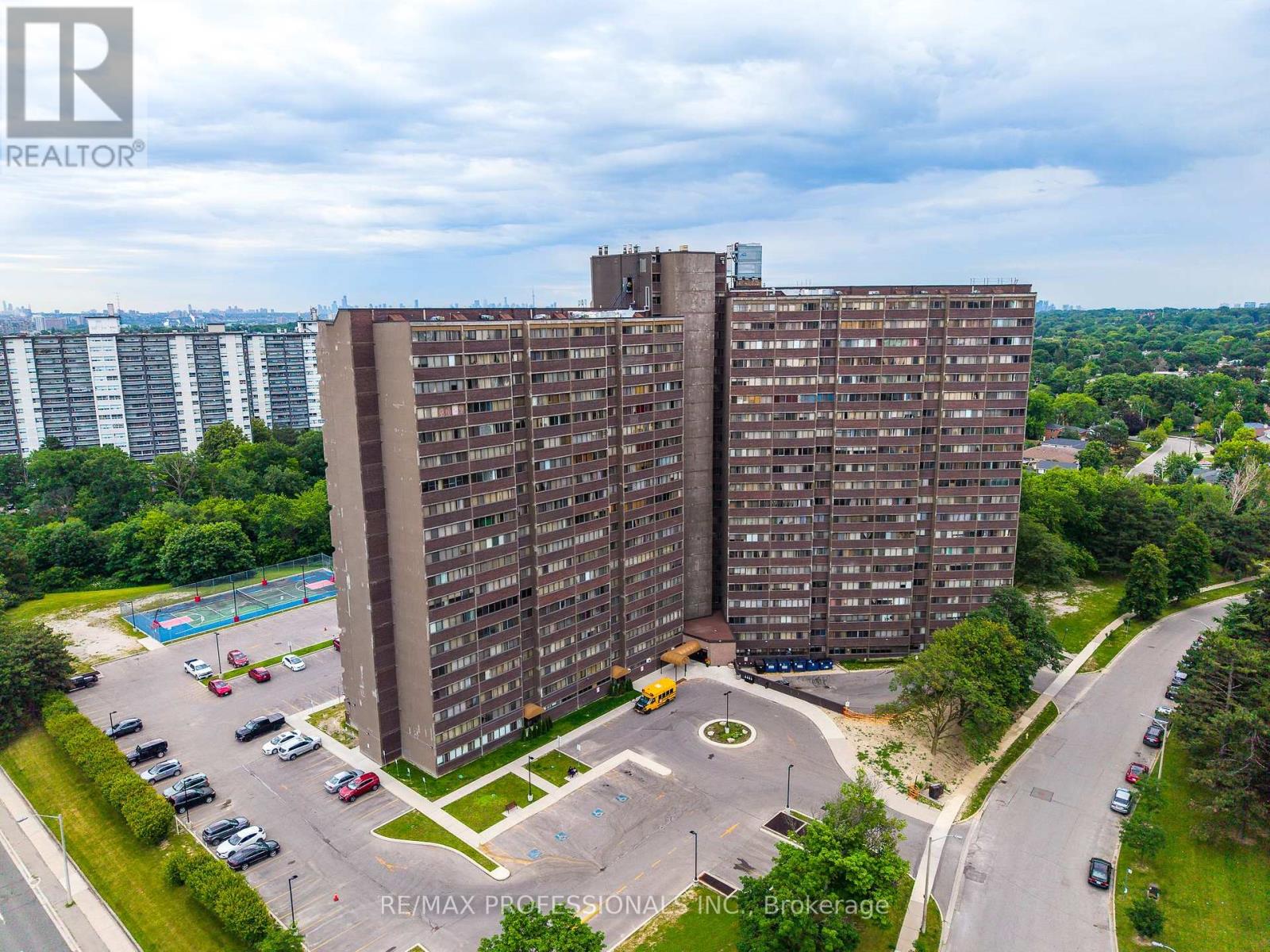 11 Wincott Unit 1208