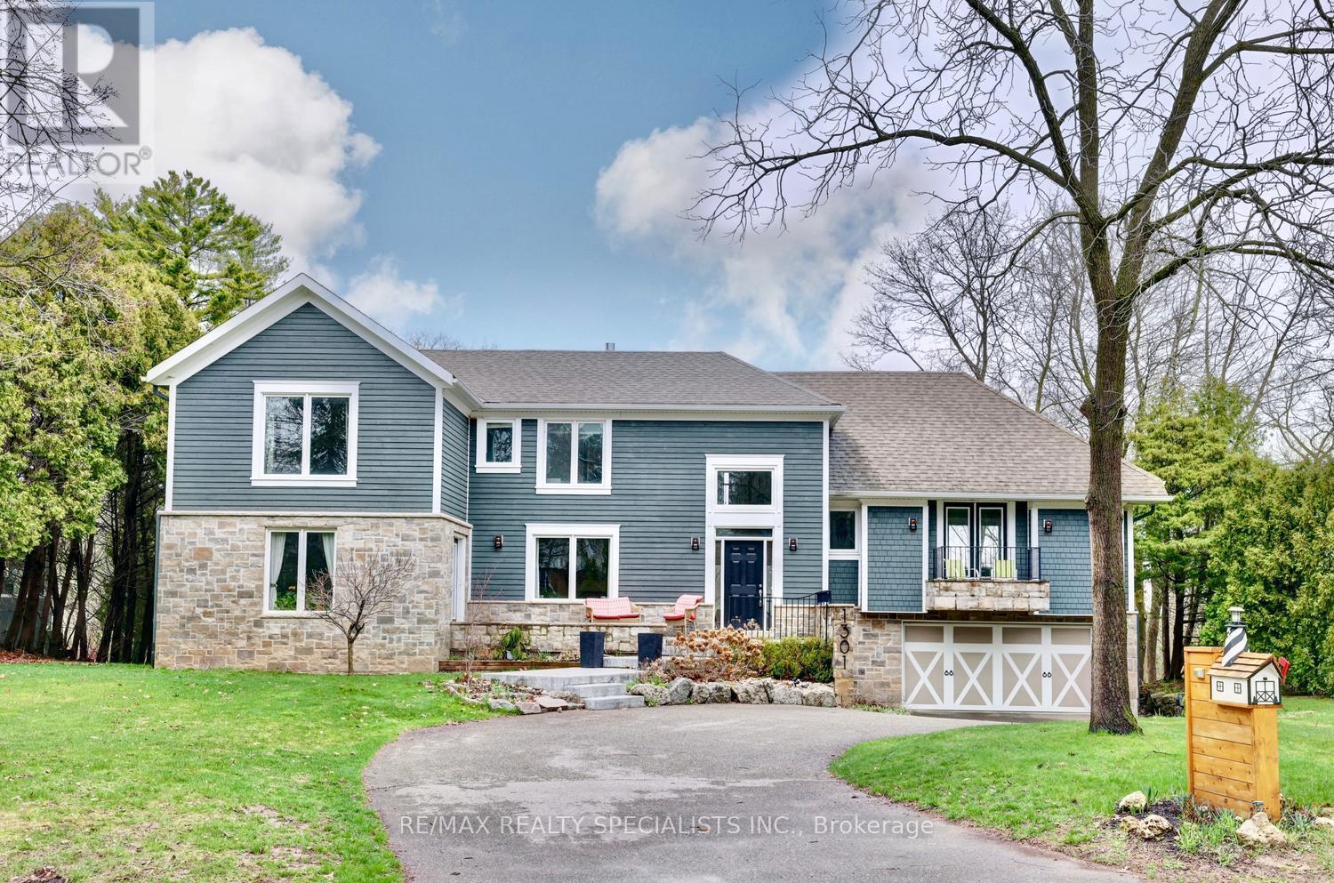 1301 Gatehouse