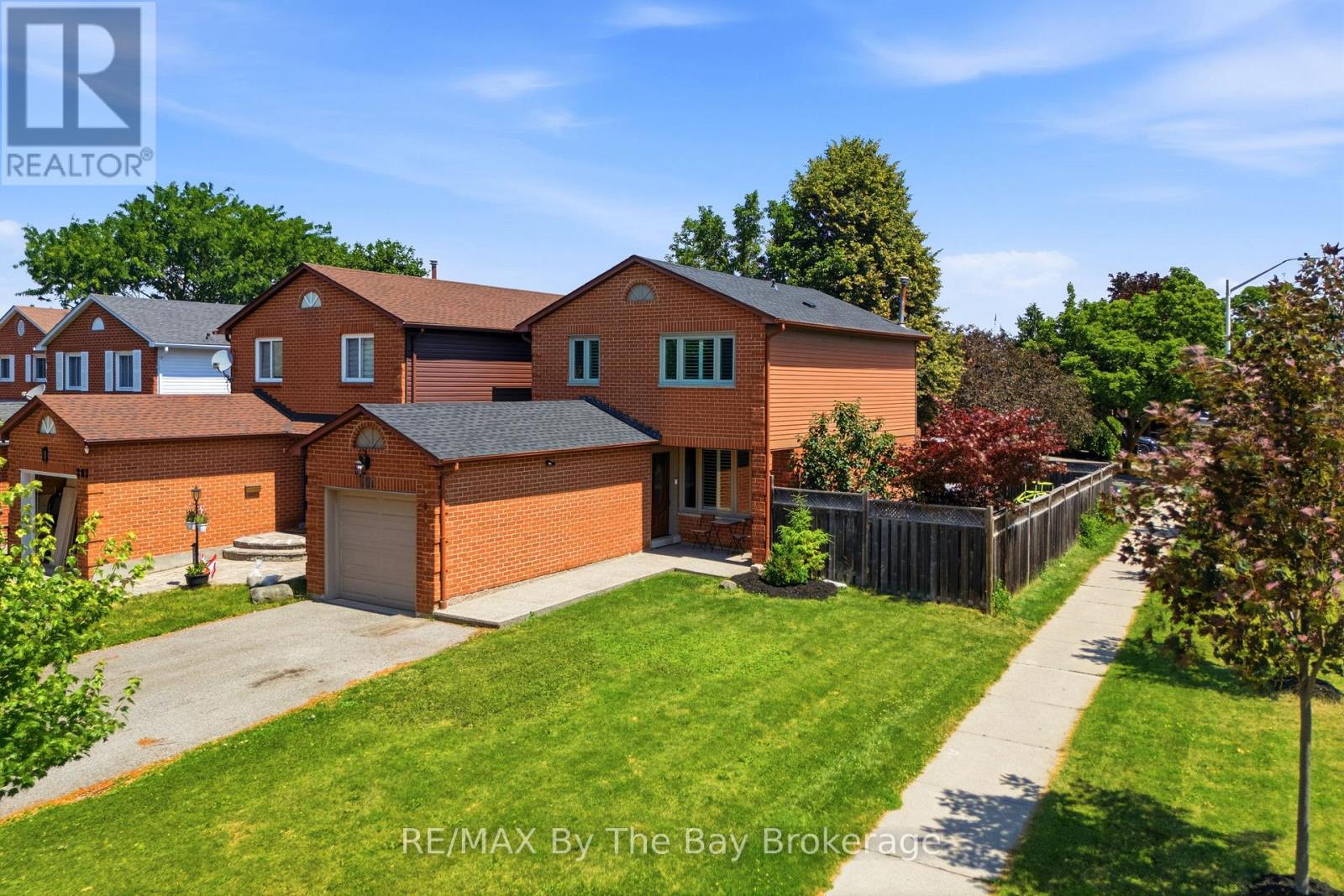 291 Woodlawn