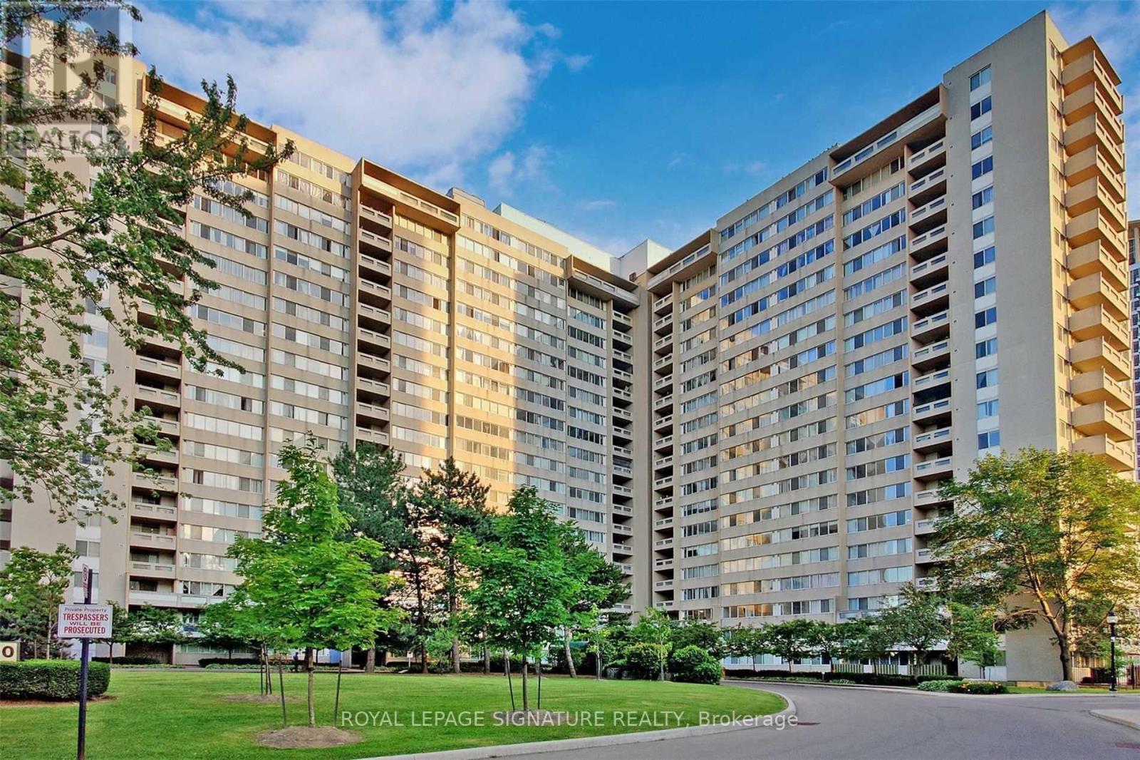 3590 Kaneff Unit 1407