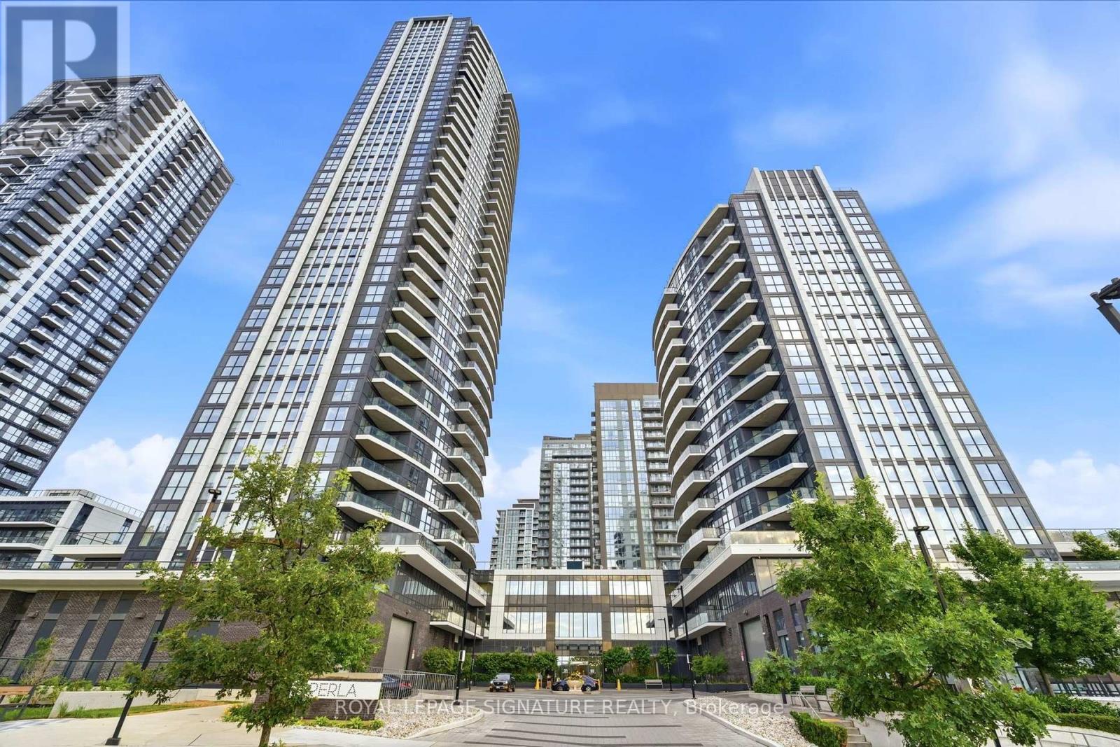 65 Watergarden Unit 212
