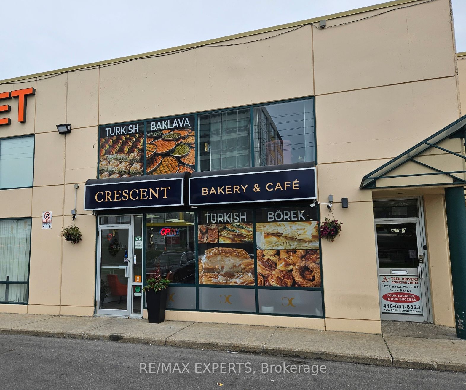 1270 Finch Unit 2