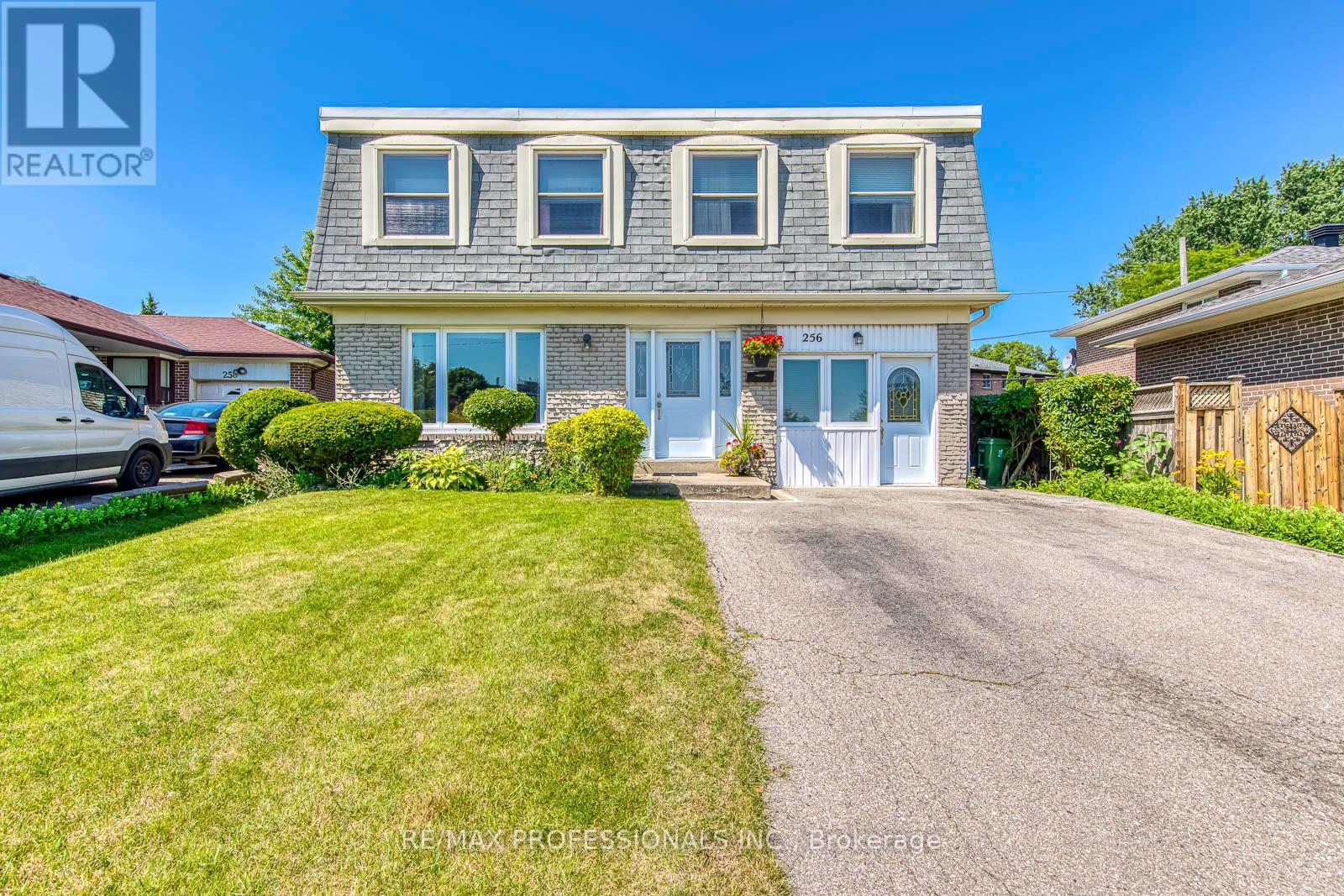 256 Wellesworth