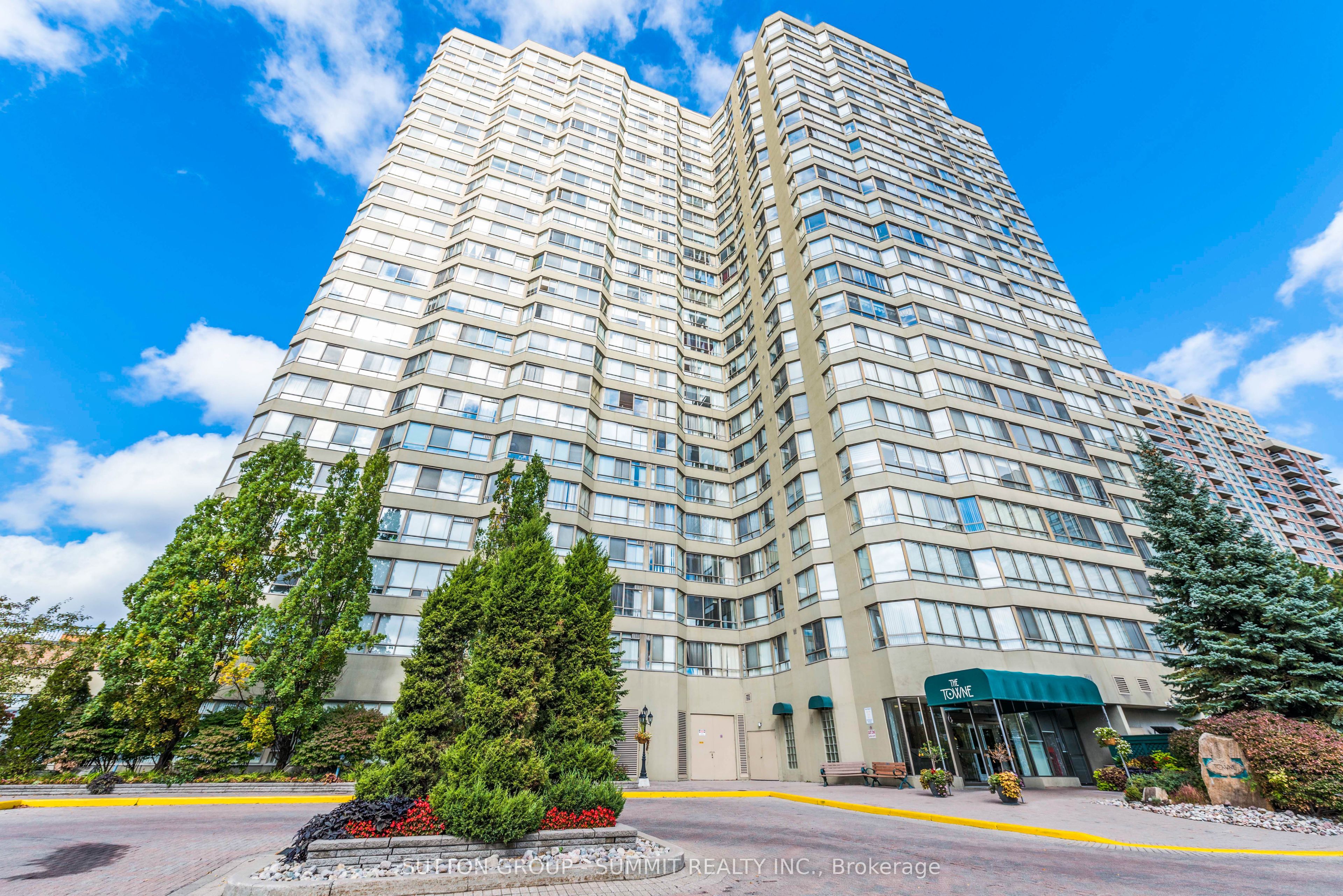 3605 Kariya Unit 1404 photo 2