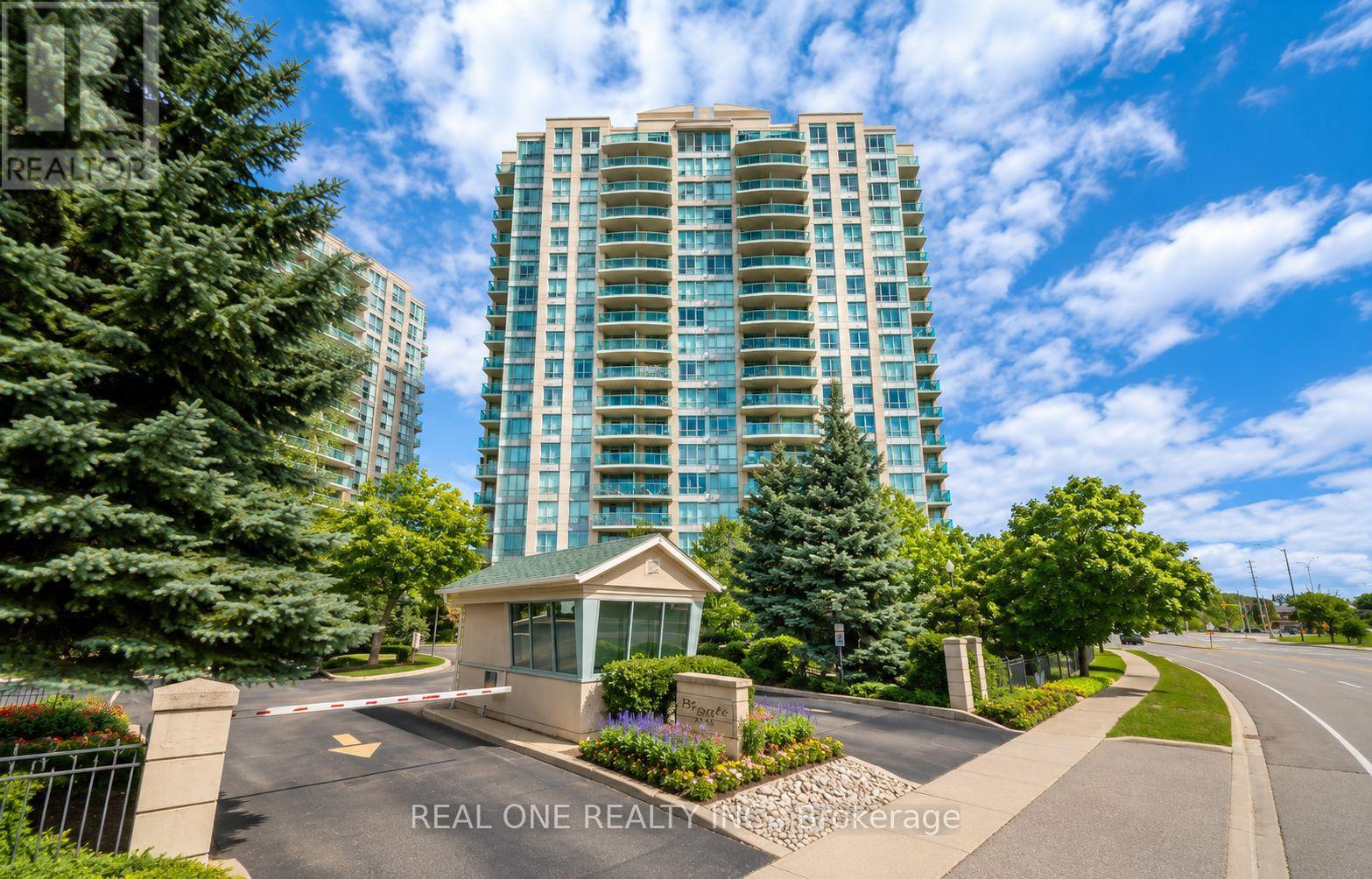 2545 Erin Centre Unit 1605