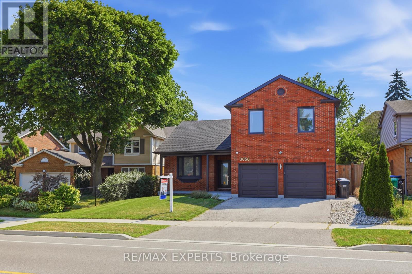 3656 Sawmill Valley