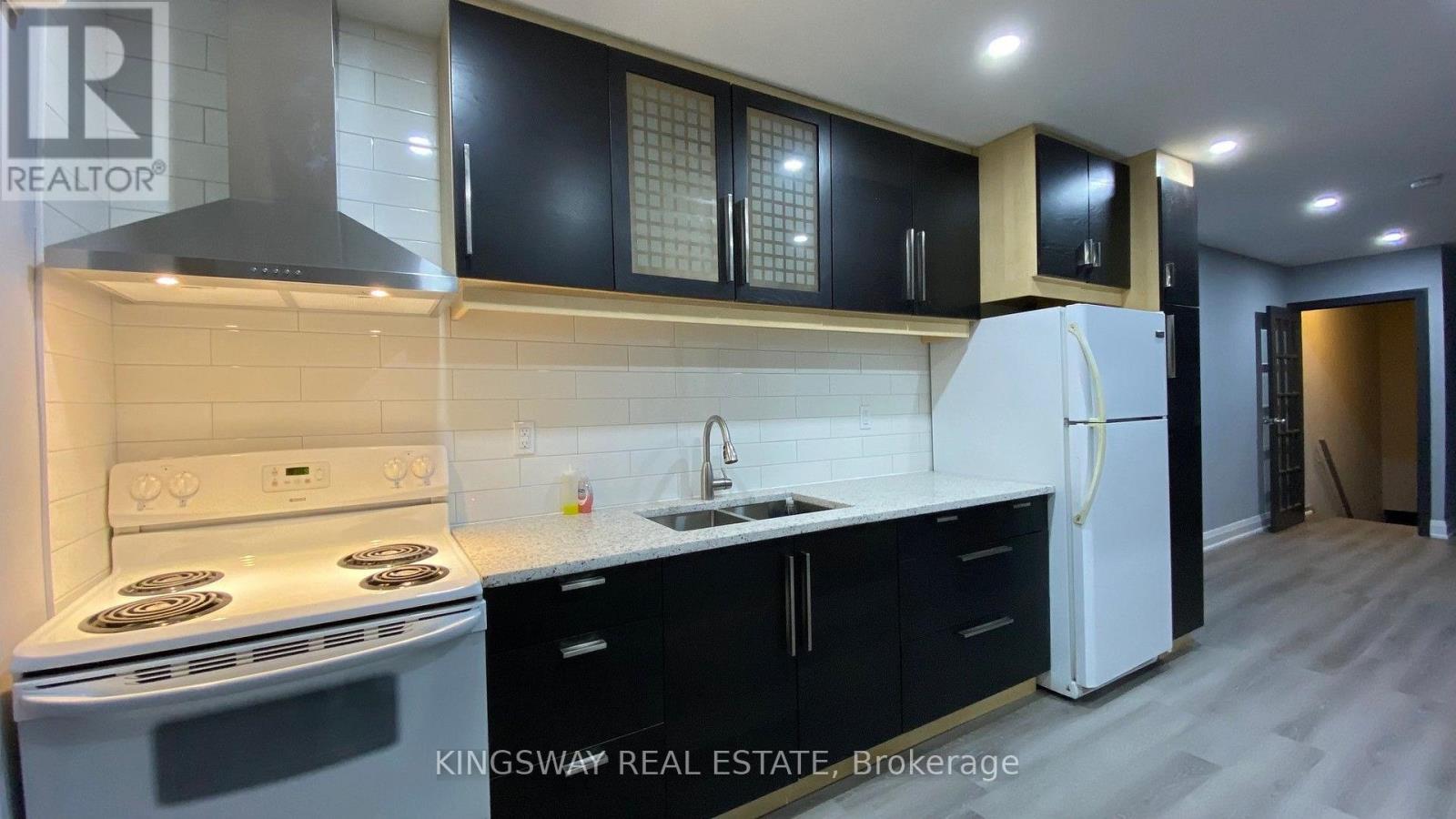 769A The Queensway