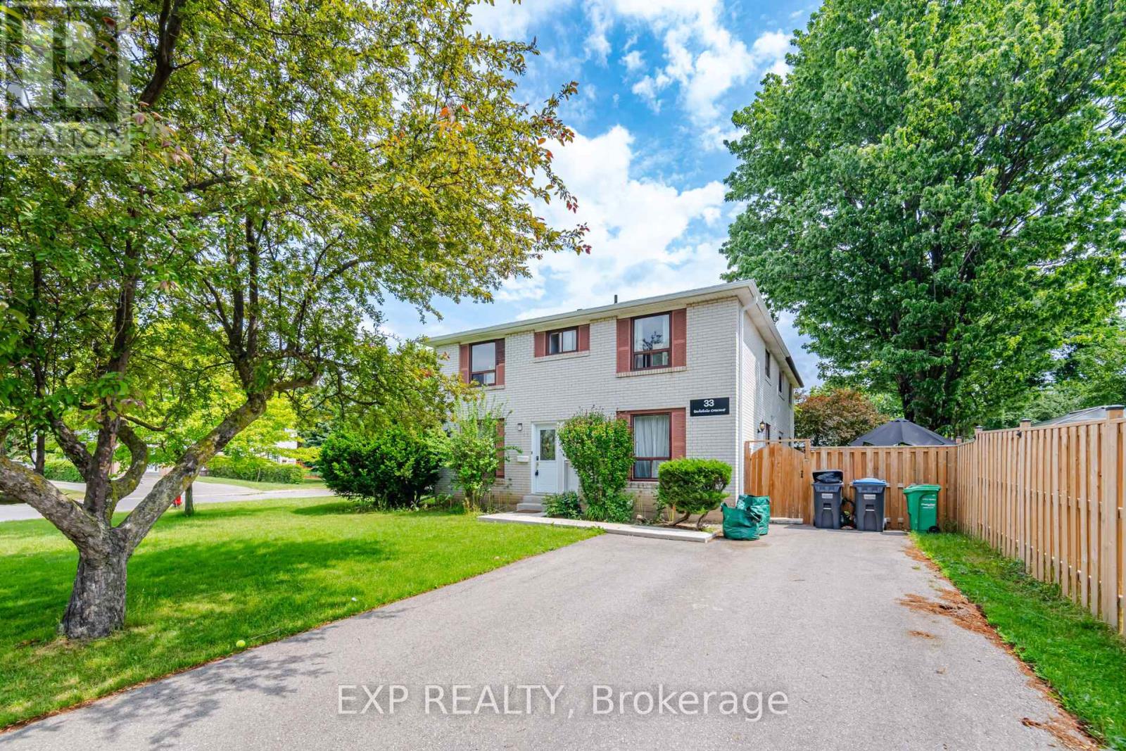 33 Earlsdale