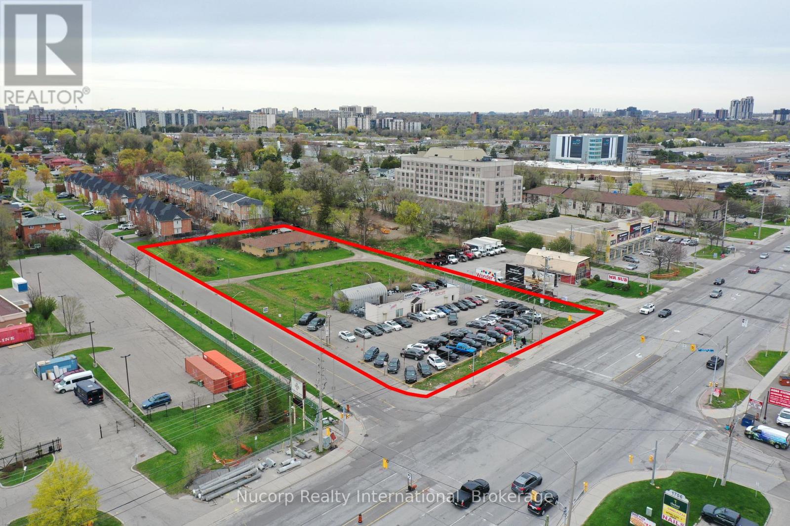 1721 Dundas Street E, Mississauga, ON L4X 1L8, Mississauga