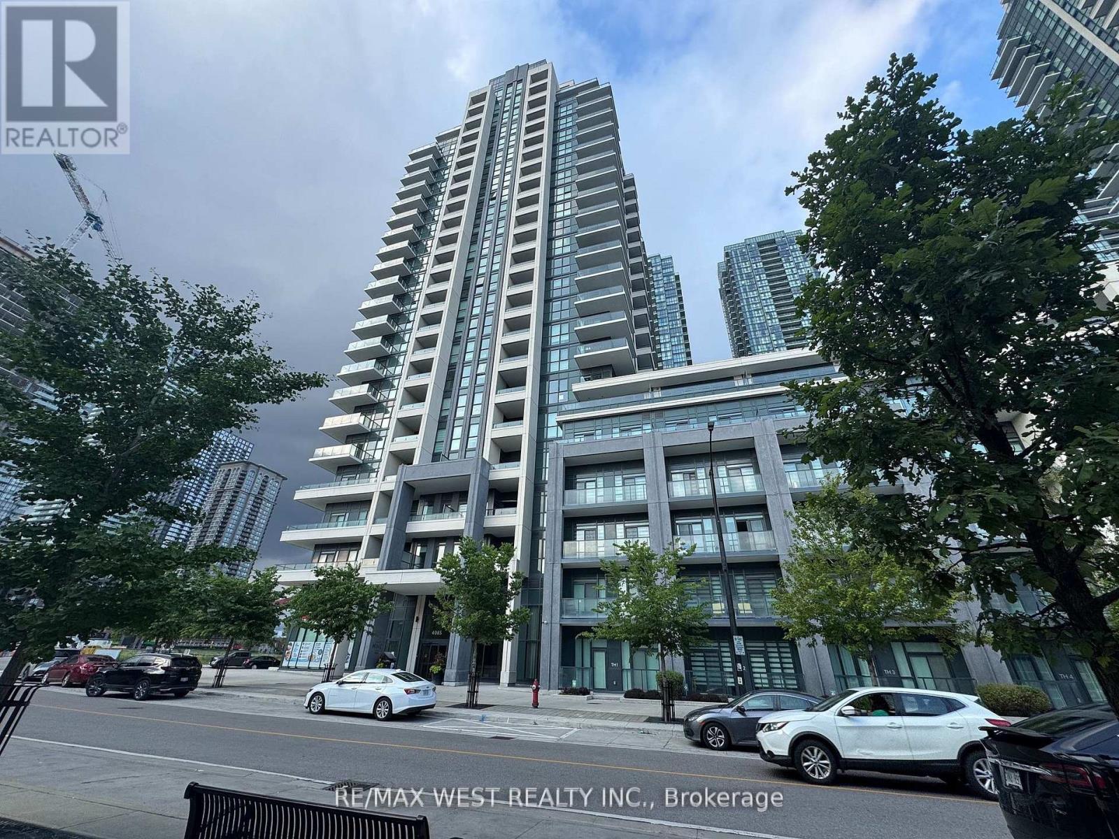 4085 Parkside Village Unit 1606
