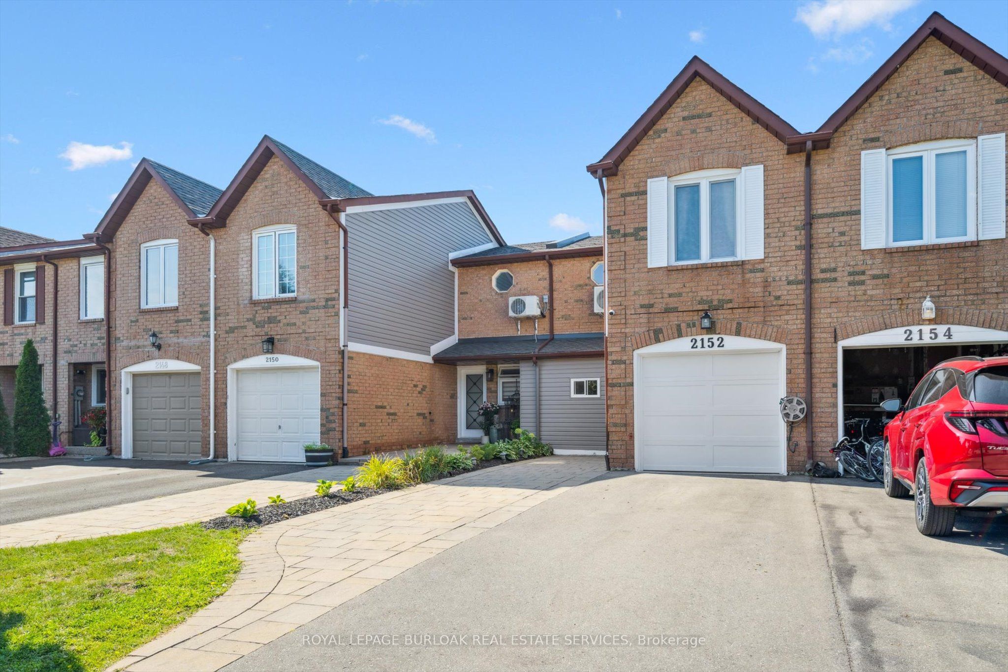 2152 Pelee